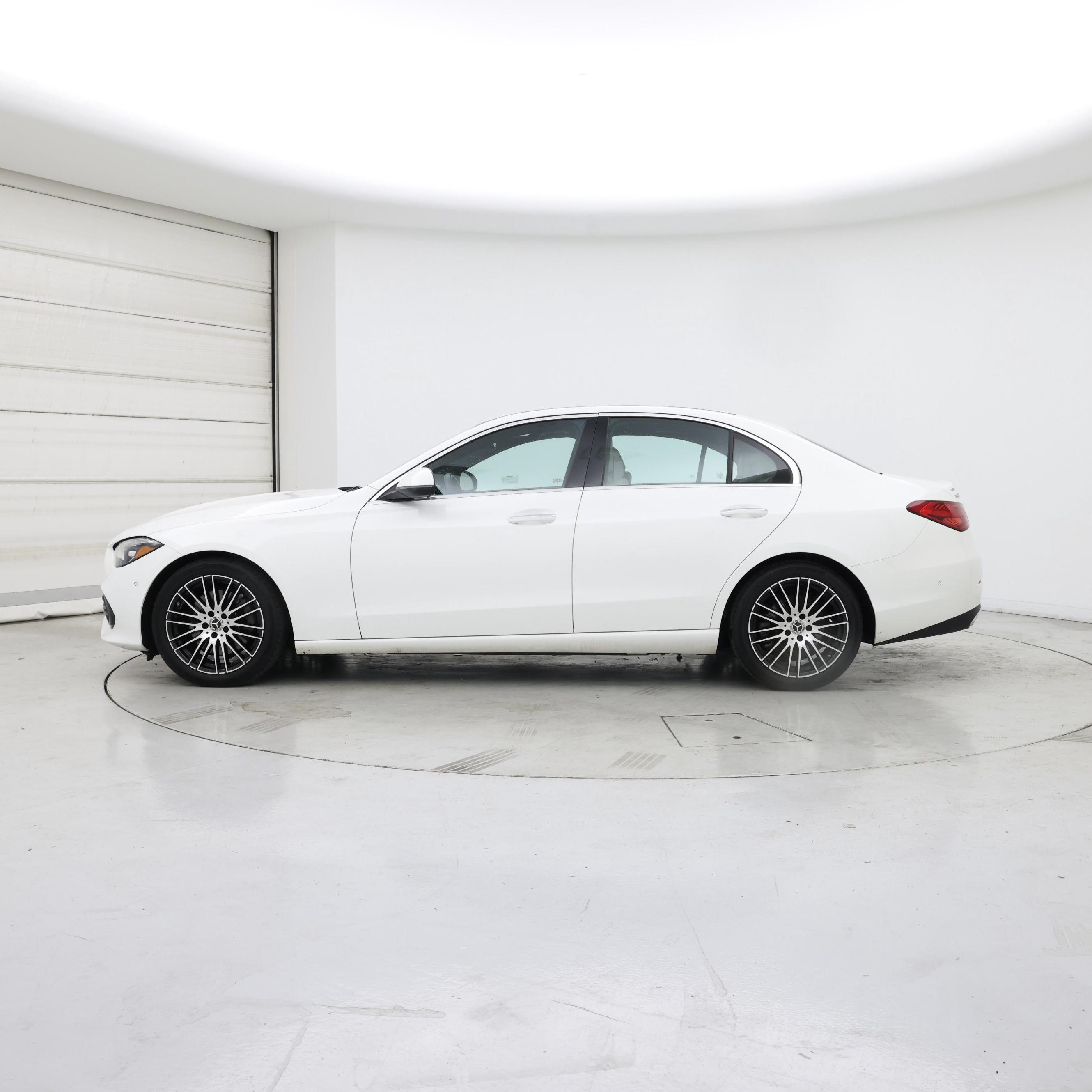 Thumbnail: 2024 Mercedes-Benz C-Class - 3