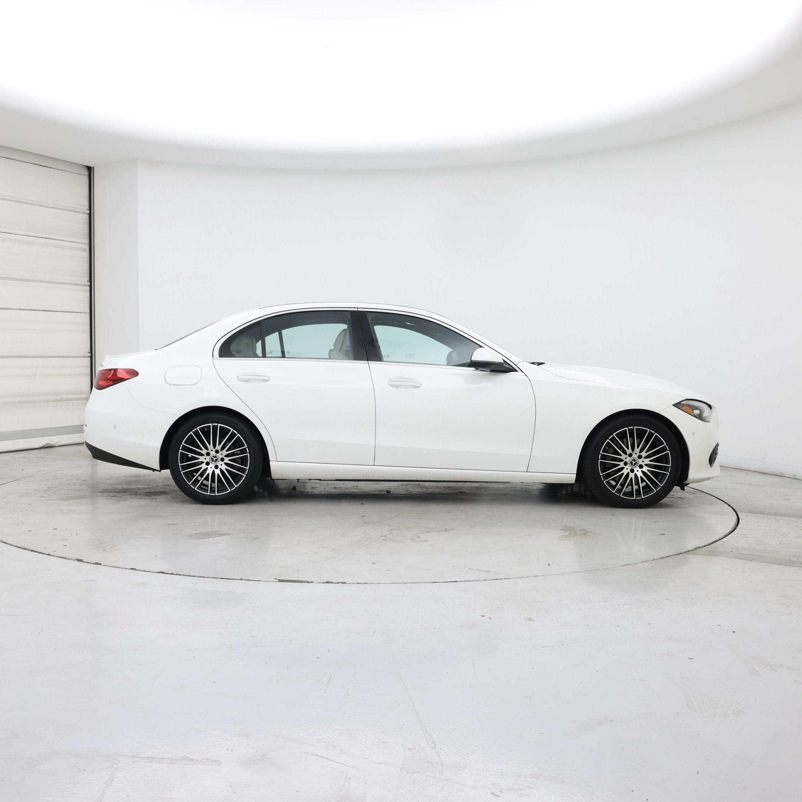 Thumbnail: 2024 Mercedes-Benz C-Class - 7