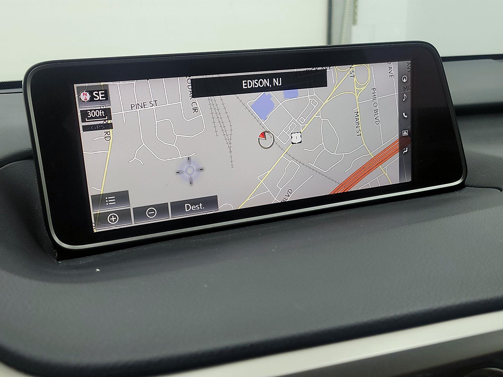 Thumbnail: 2018 Lexus RX - 14