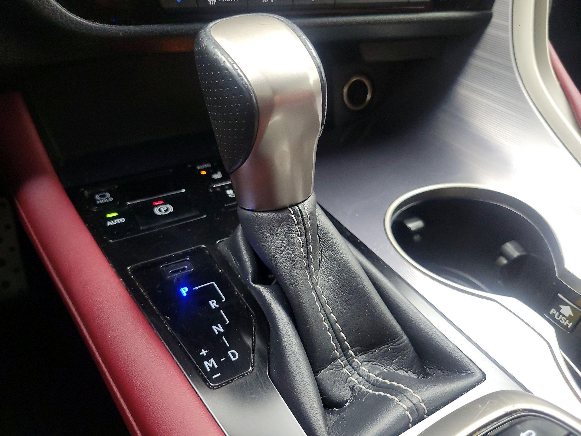 Thumbnail: 2018 Lexus RX - 18