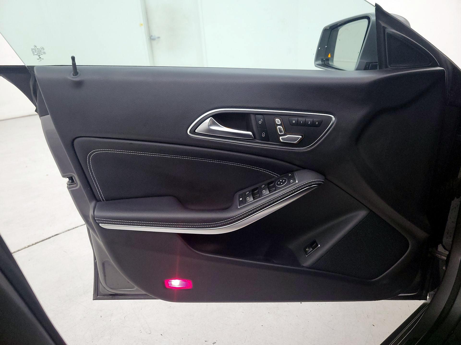 Thumbnail: 2019 Mercedes-Benz CLA - 12