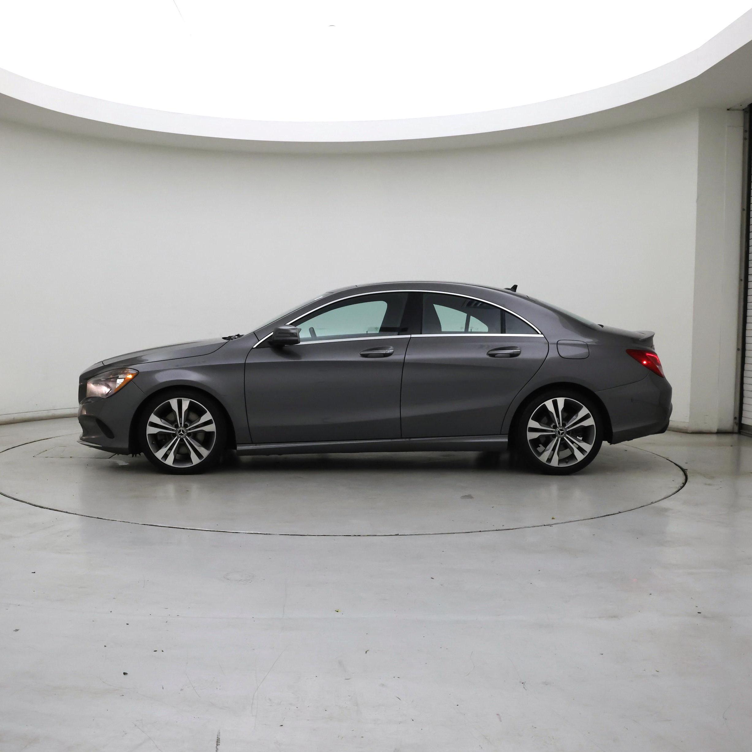 Thumbnail: 2019 Mercedes-Benz CLA - 3