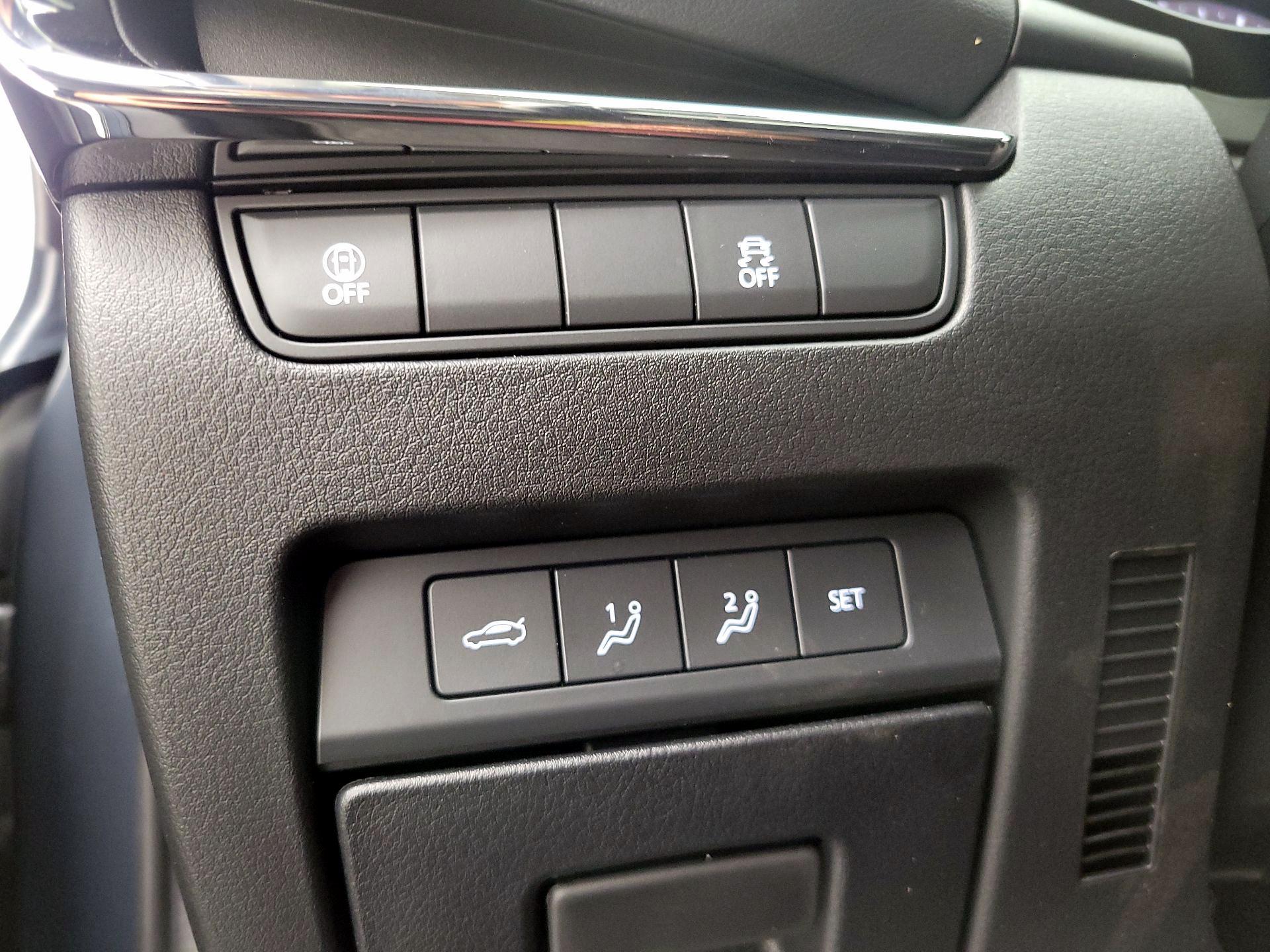 Thumbnail: 2023 Mazda Mazda3 - 13