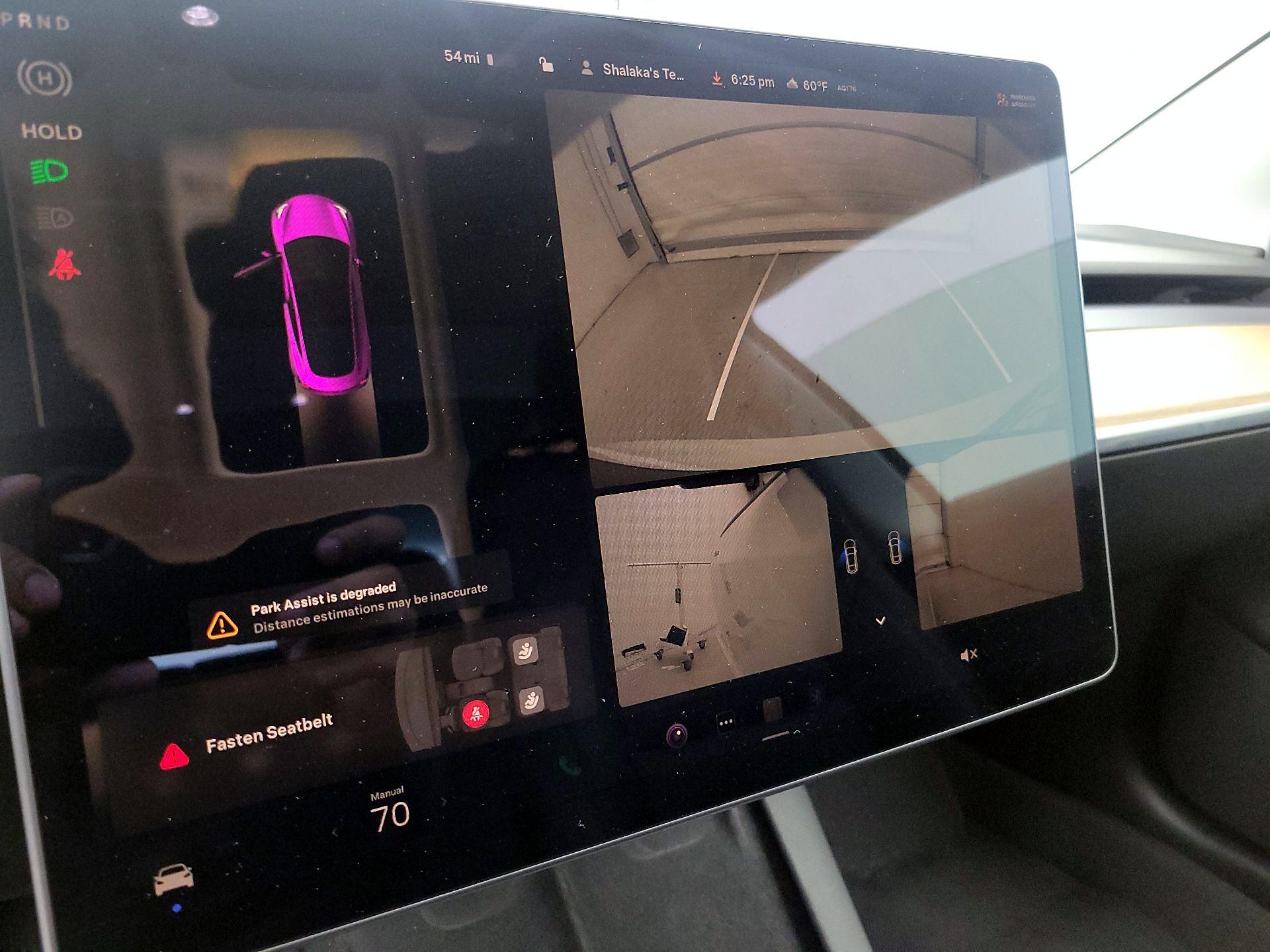 Thumbnail: 2022 Tesla Model 3 - 13