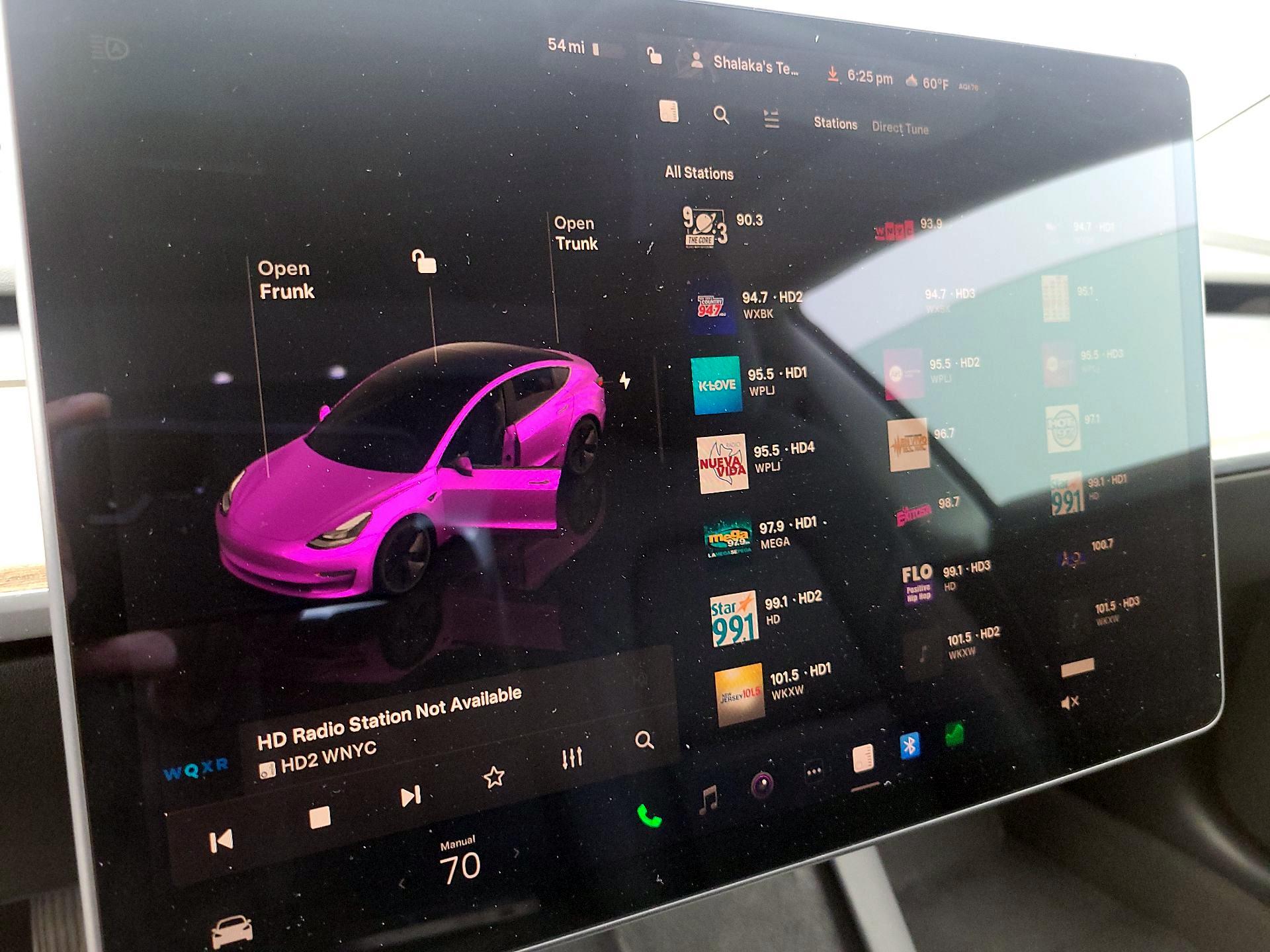 Thumbnail: 2022 Tesla Model 3 - 14