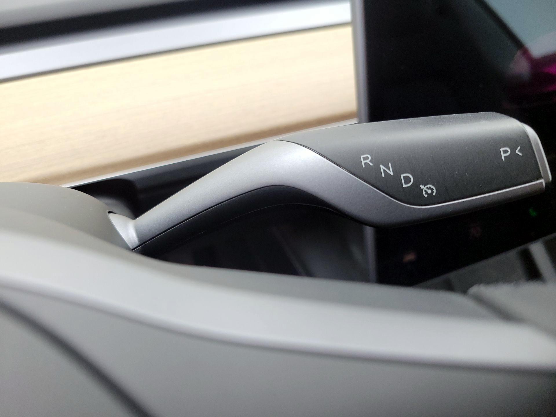 Thumbnail: 2022 Tesla Model 3 - 16