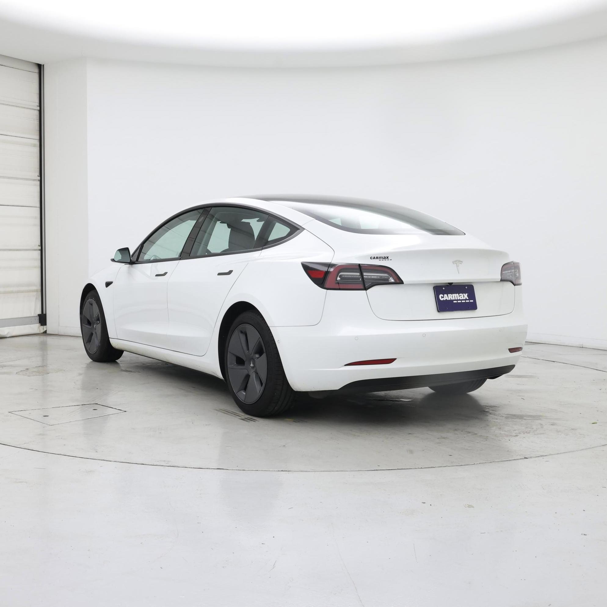 Thumbnail: 2022 Tesla Model 3 - 2