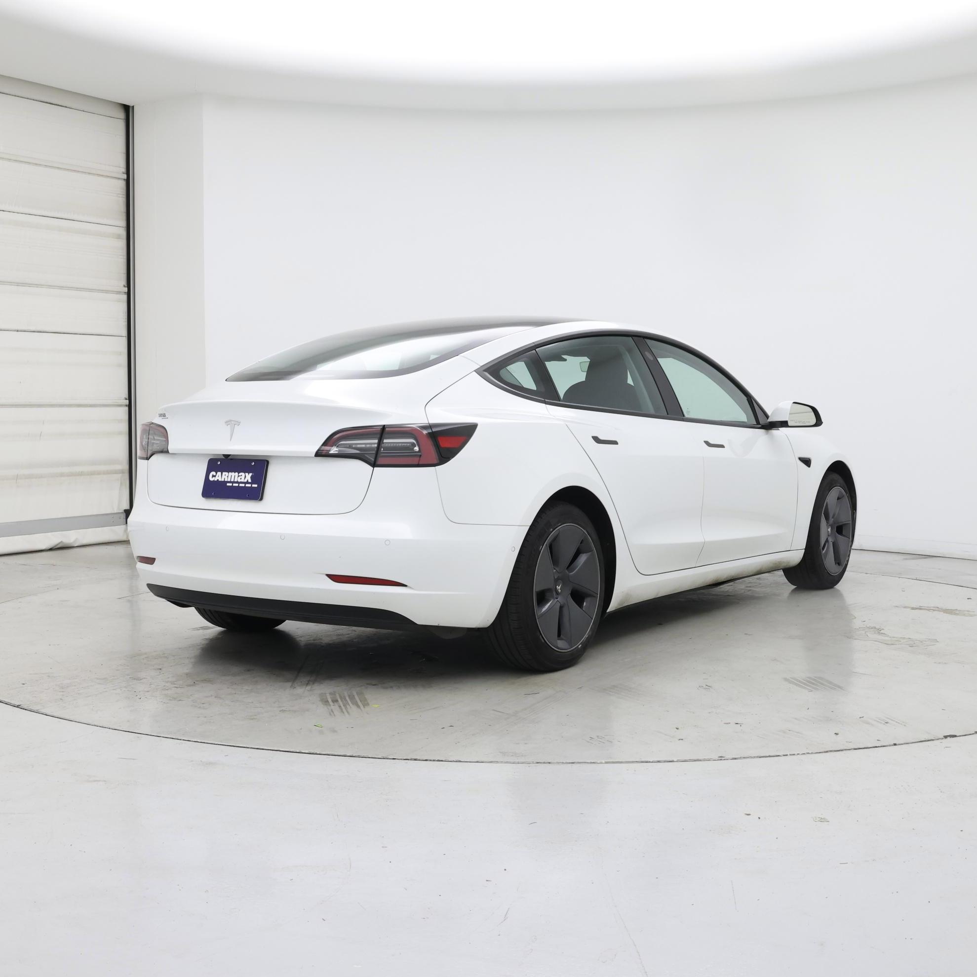 Thumbnail: 2022 Tesla Model 3 - 8