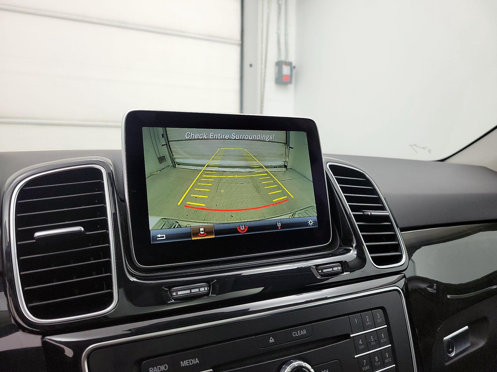 Thumbnail: 2016 Mercedes-Benz GLE - 14