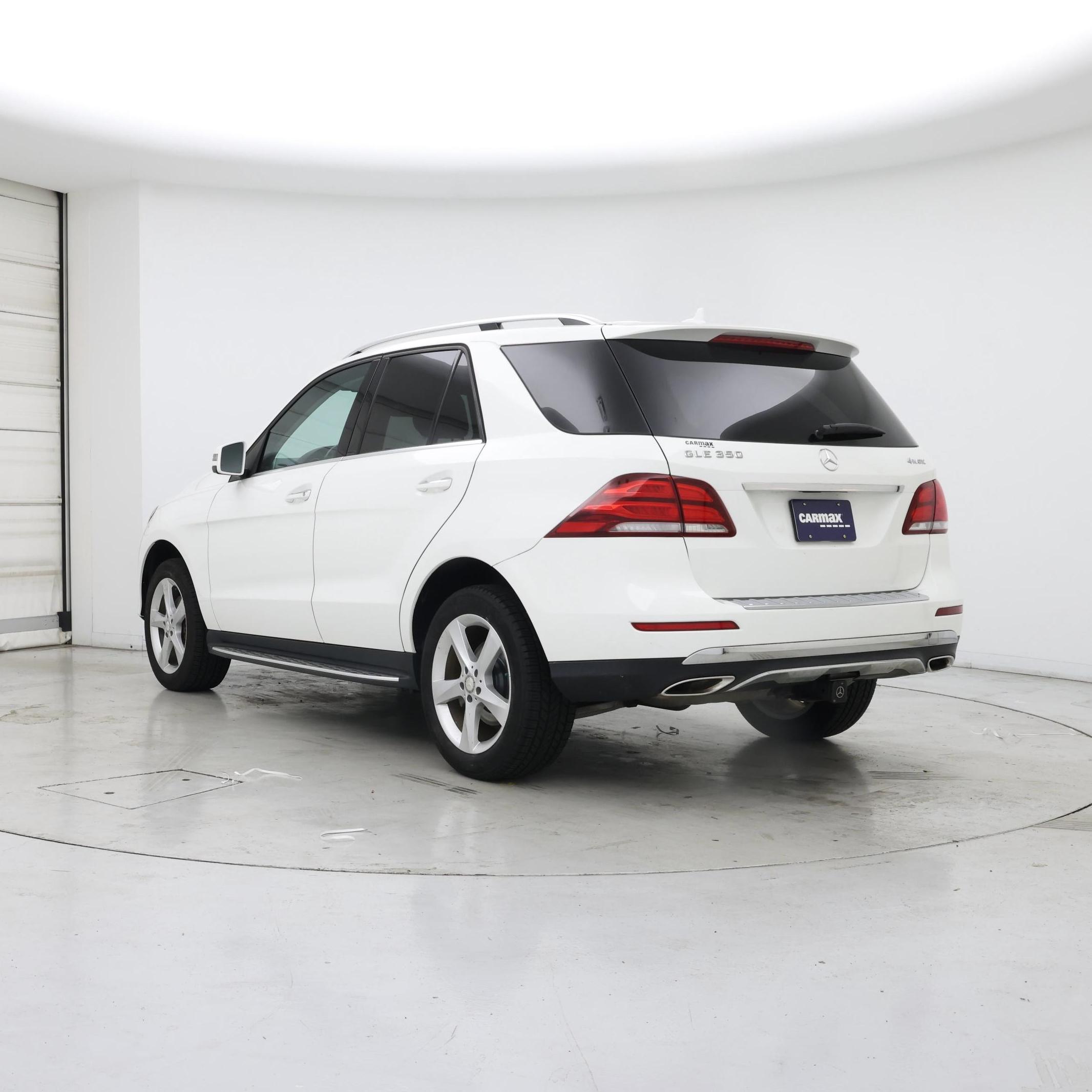 Thumbnail: 2016 Mercedes-Benz GLE - 2