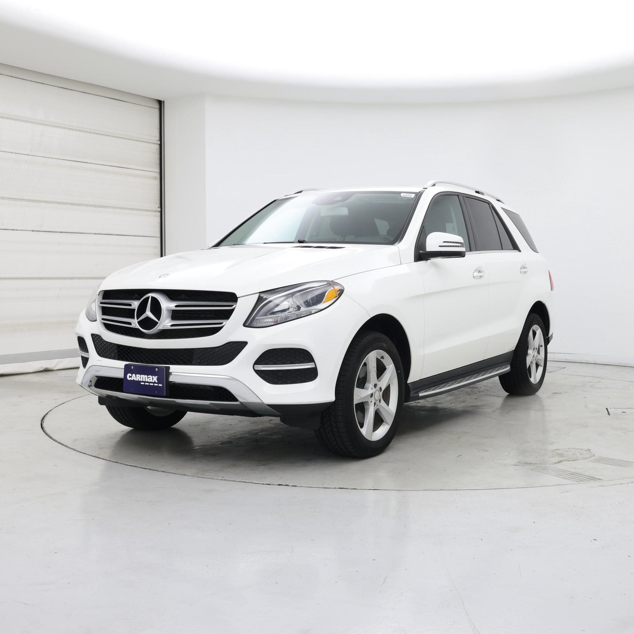 Thumbnail: 2016 Mercedes-Benz GLE - 4