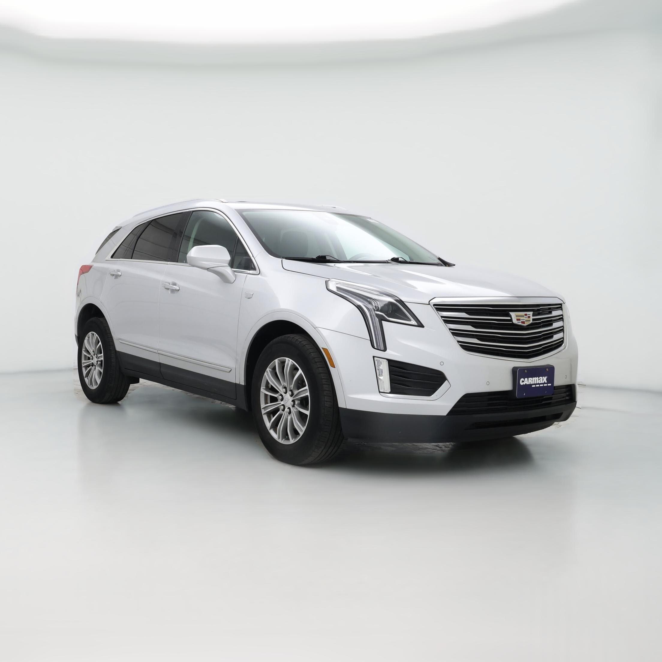 Thumbnail: 2017 Cadillac XT5 - 1