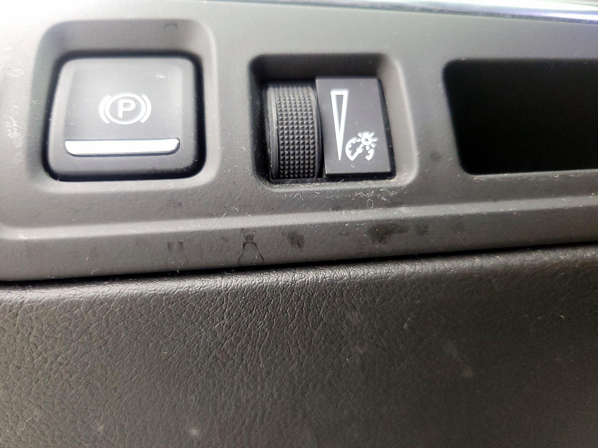 Thumbnail: 2017 Cadillac XT5 - 13