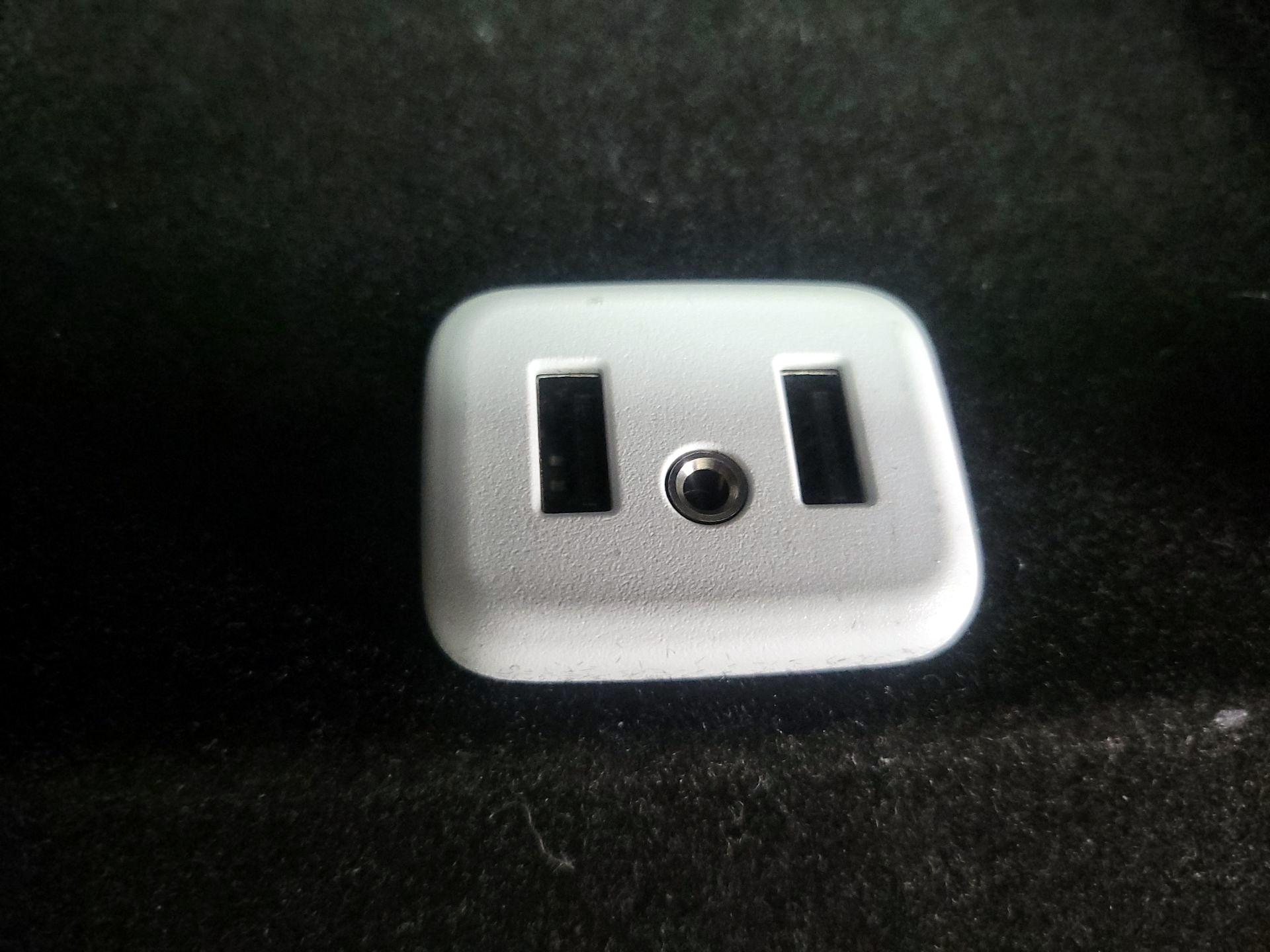 Thumbnail: 2017 Cadillac XT5 - 18