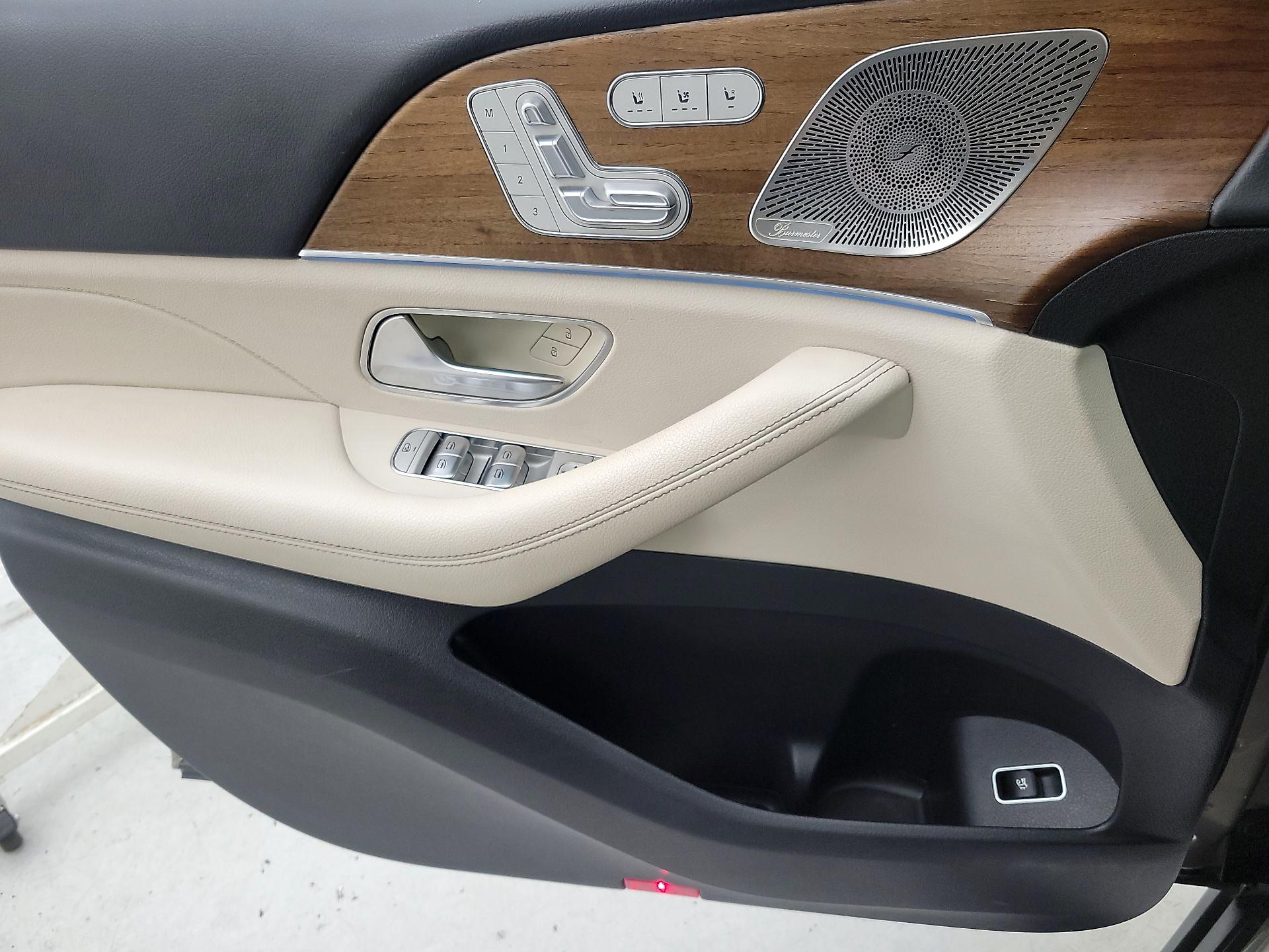 Thumbnail: 2022 Mercedes-Benz GLS - 12