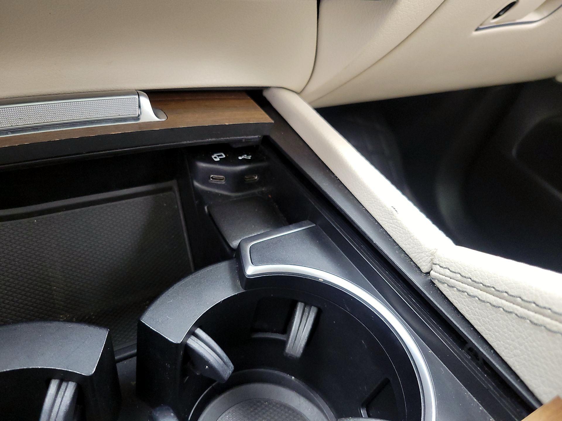 Thumbnail: 2022 Mercedes-Benz GLS - 18