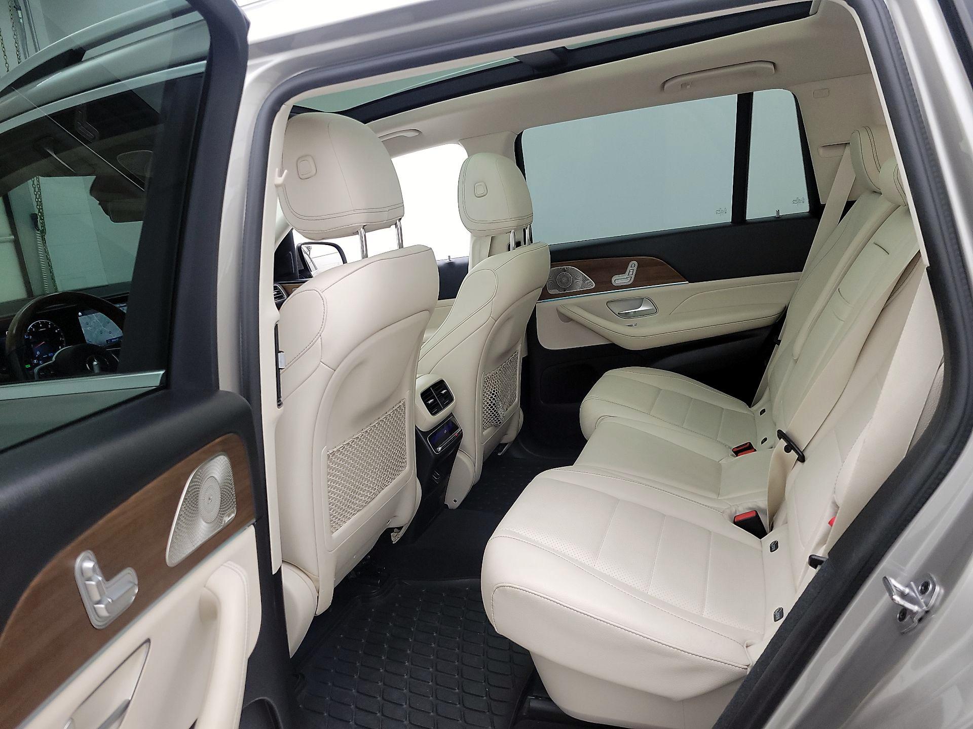 Thumbnail: 2022 Mercedes-Benz GLS - 20