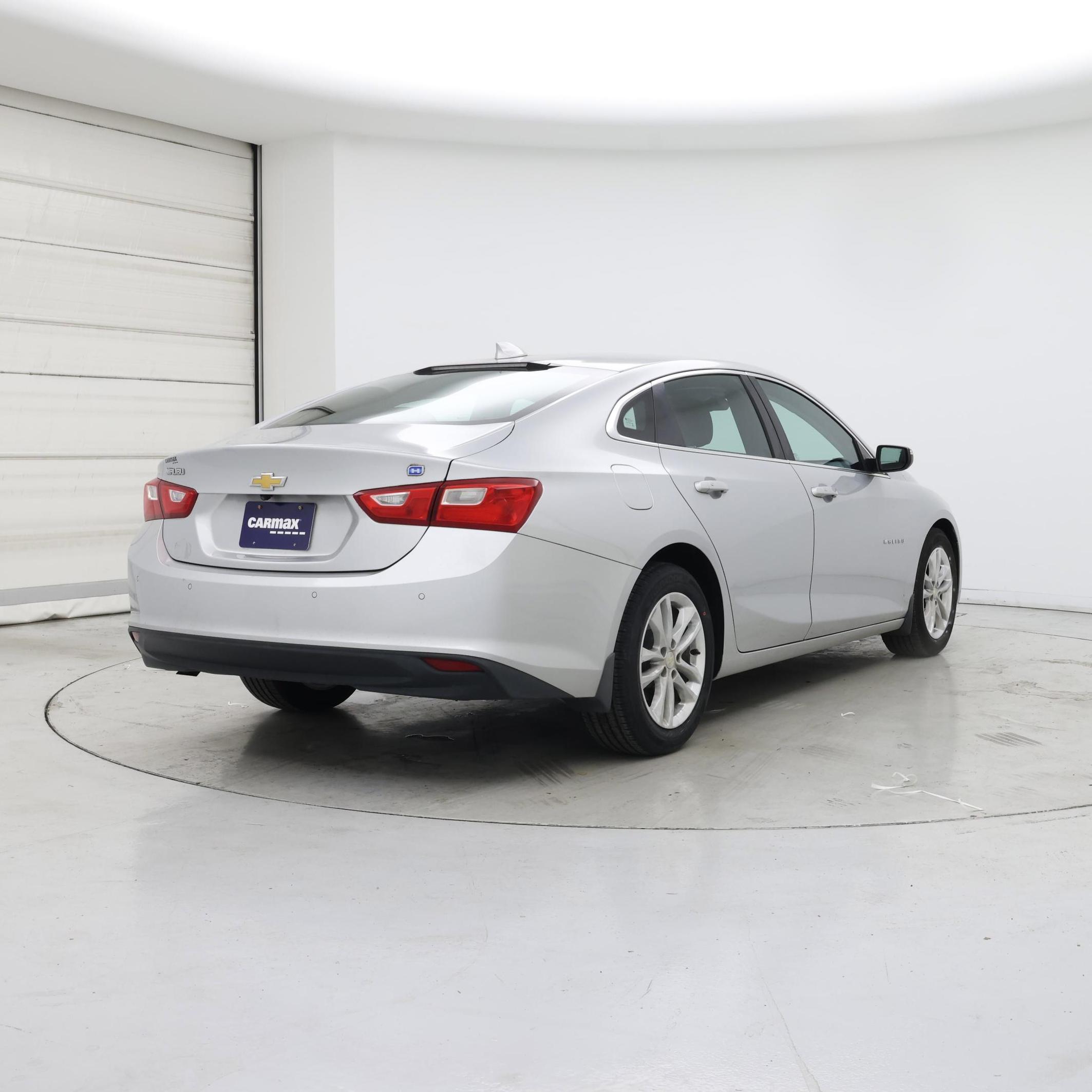 Thumbnail: 2018 Chevrolet Malibu - 8