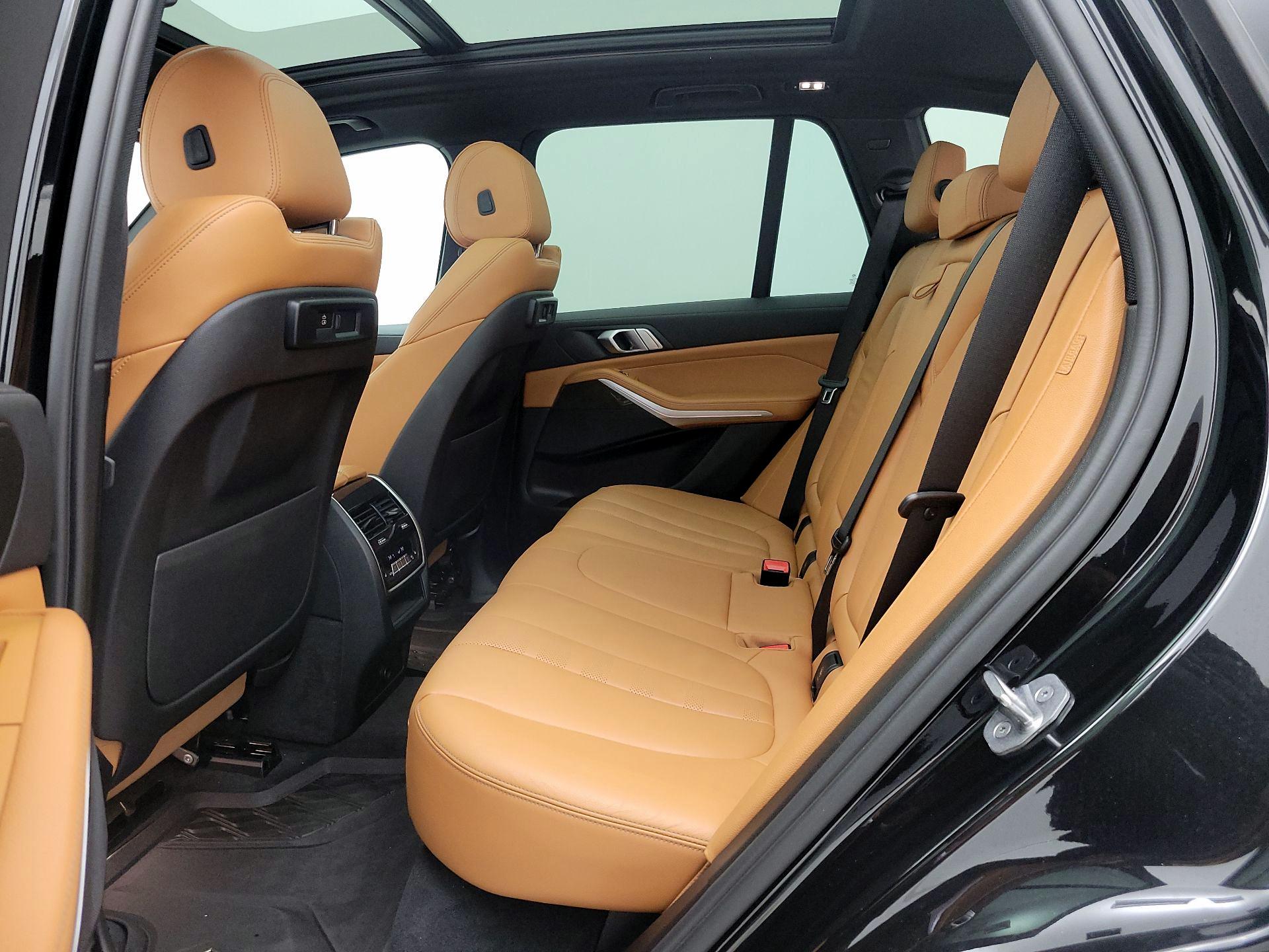 Thumbnail: 2022 BMW X5 - 9