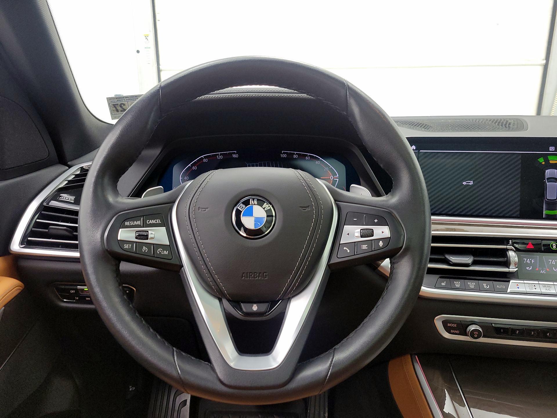 Thumbnail: 2022 BMW X5 - 11