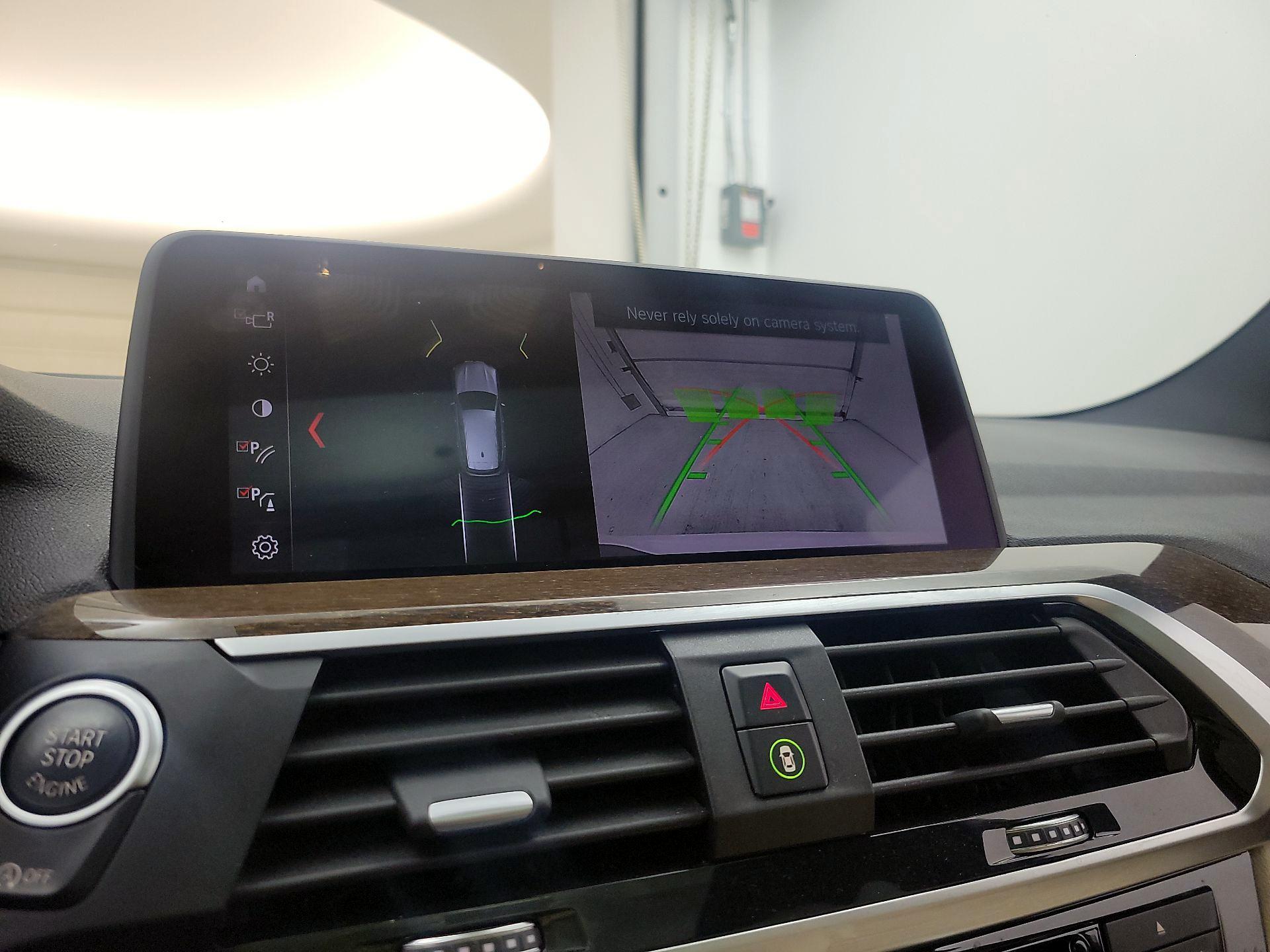 Thumbnail: 2019 BMW X3 - 13