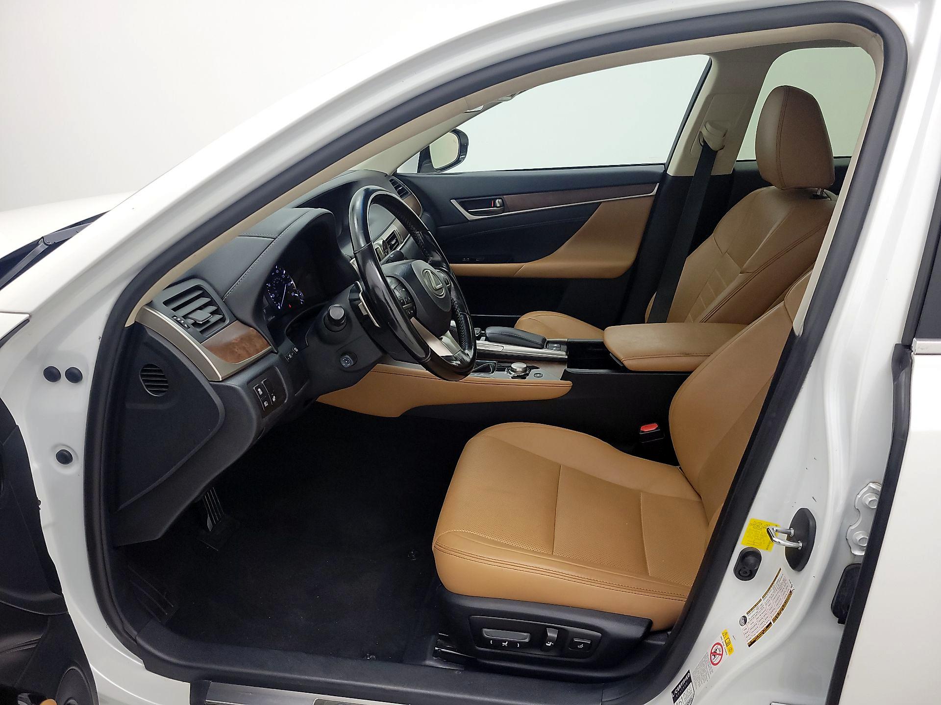 Thumbnail: 2017 Lexus GS - 11