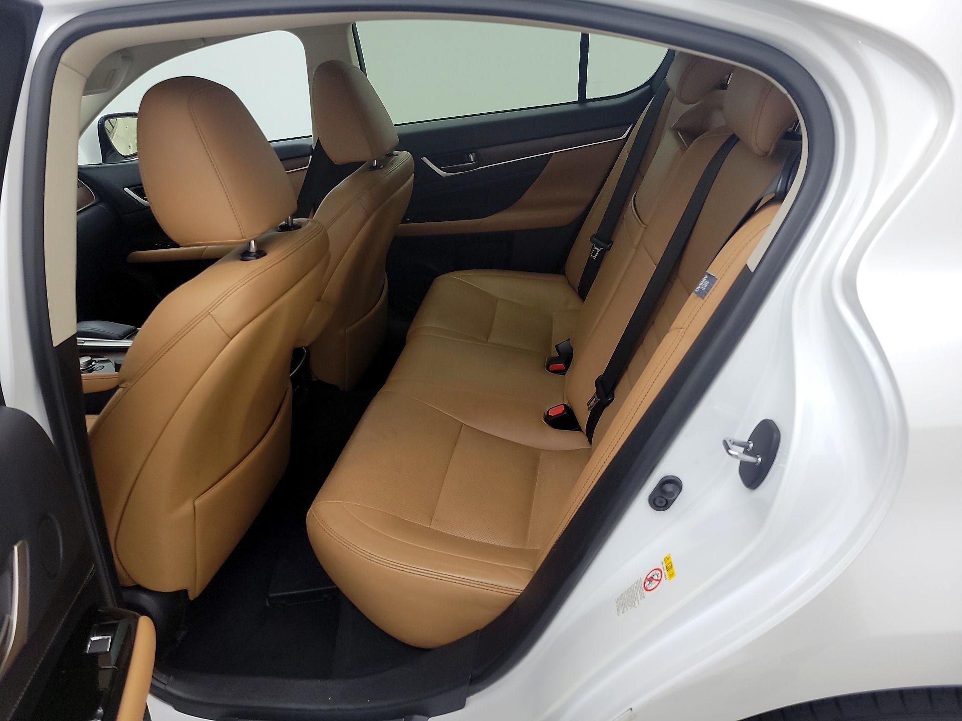 Thumbnail: 2017 Lexus GS - 20