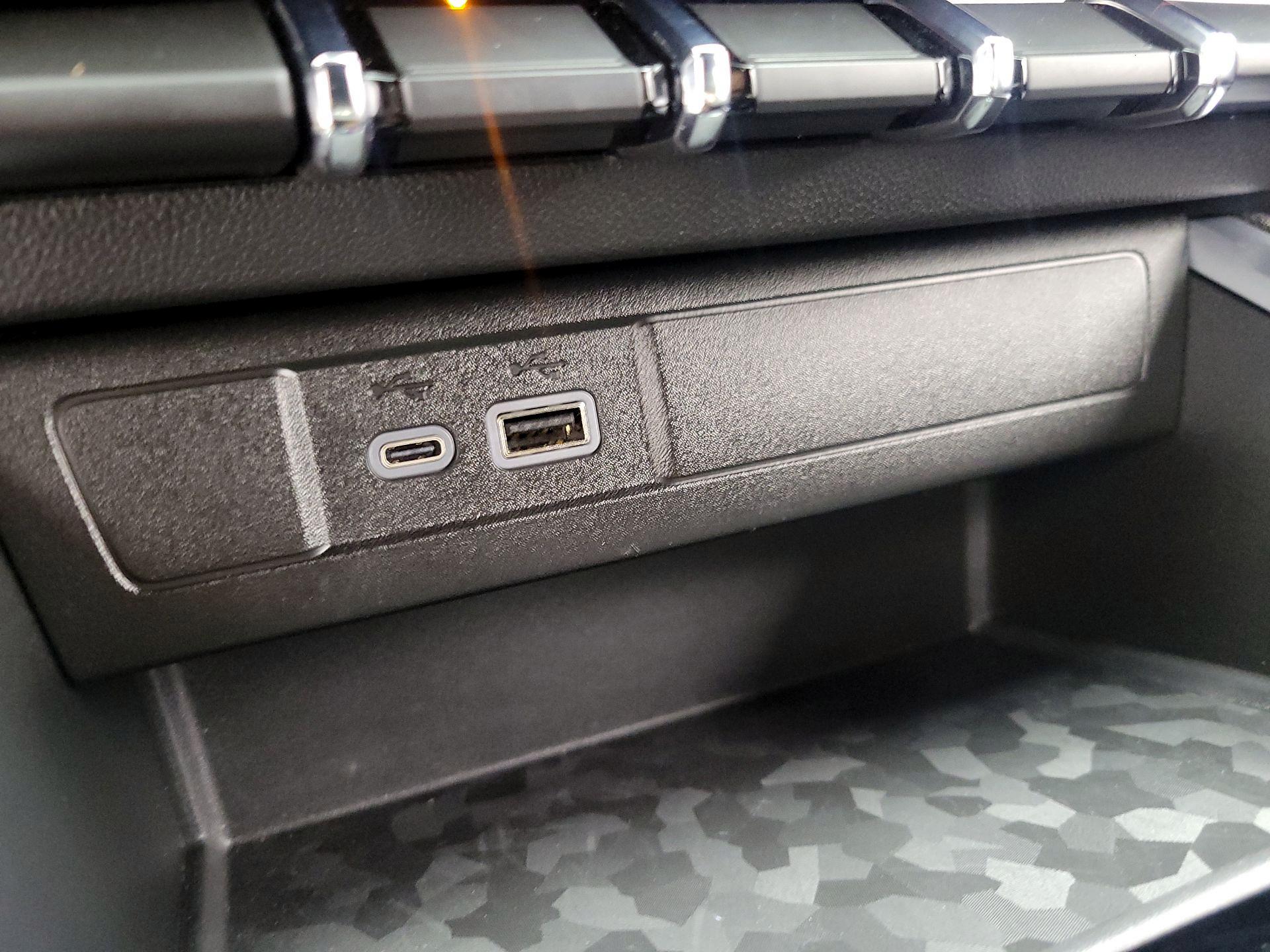 Thumbnail: 2024 Chevrolet Colorado - 18