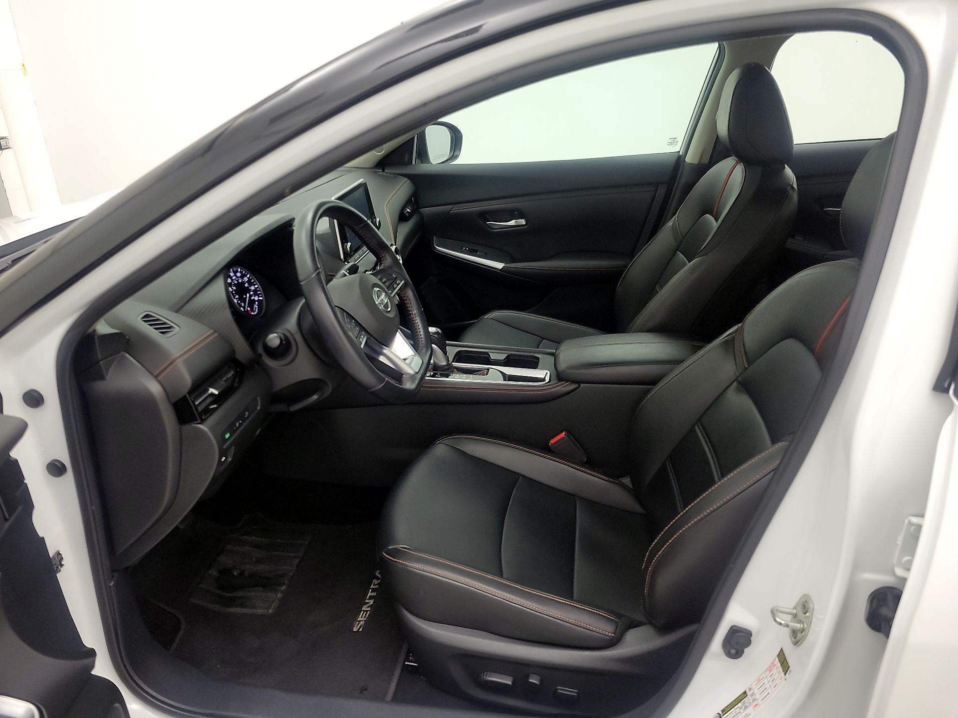 Thumbnail: 2020 Nissan Sentra - 11