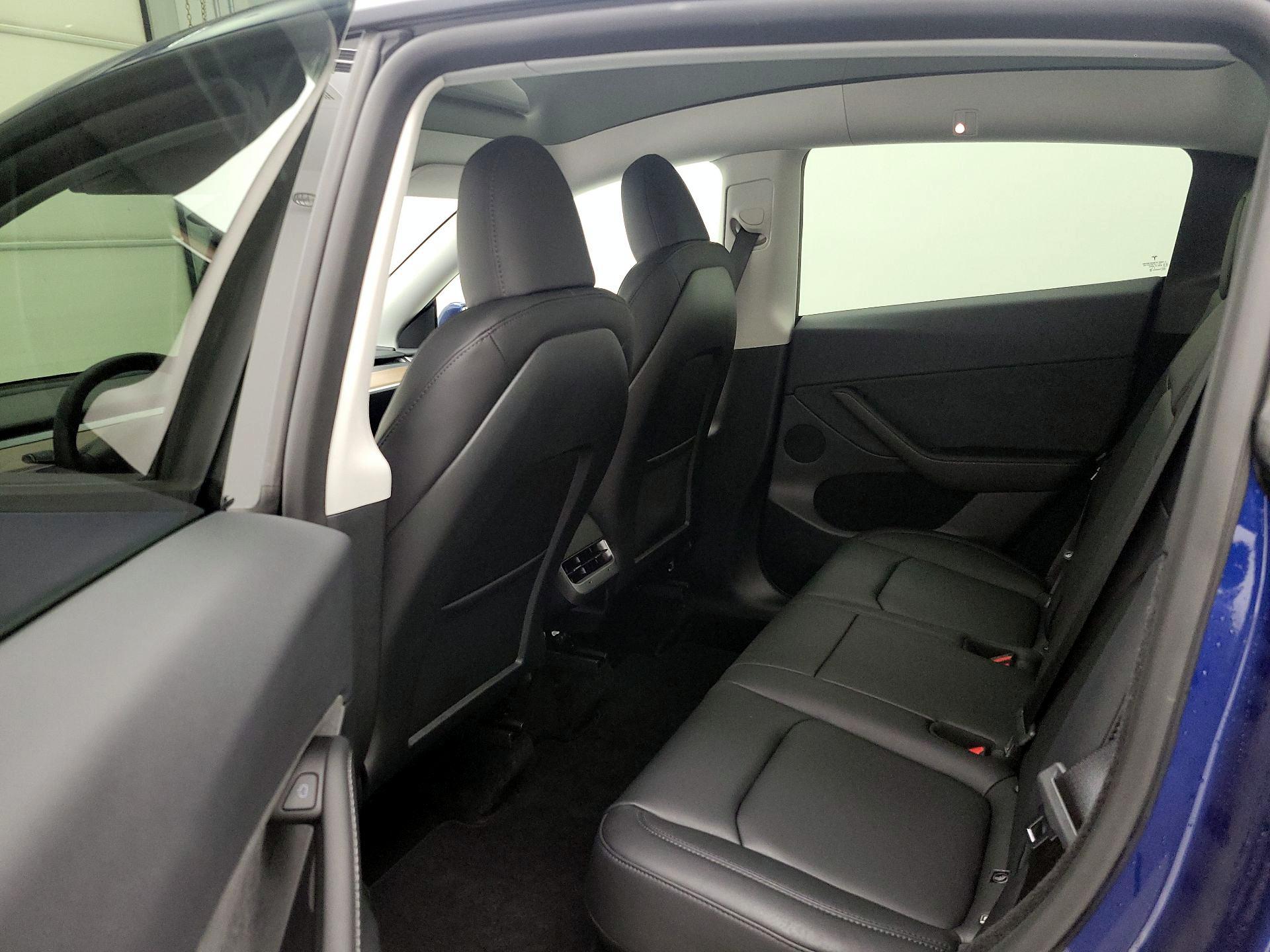 Thumbnail: 2025 Tesla Model Y - 19