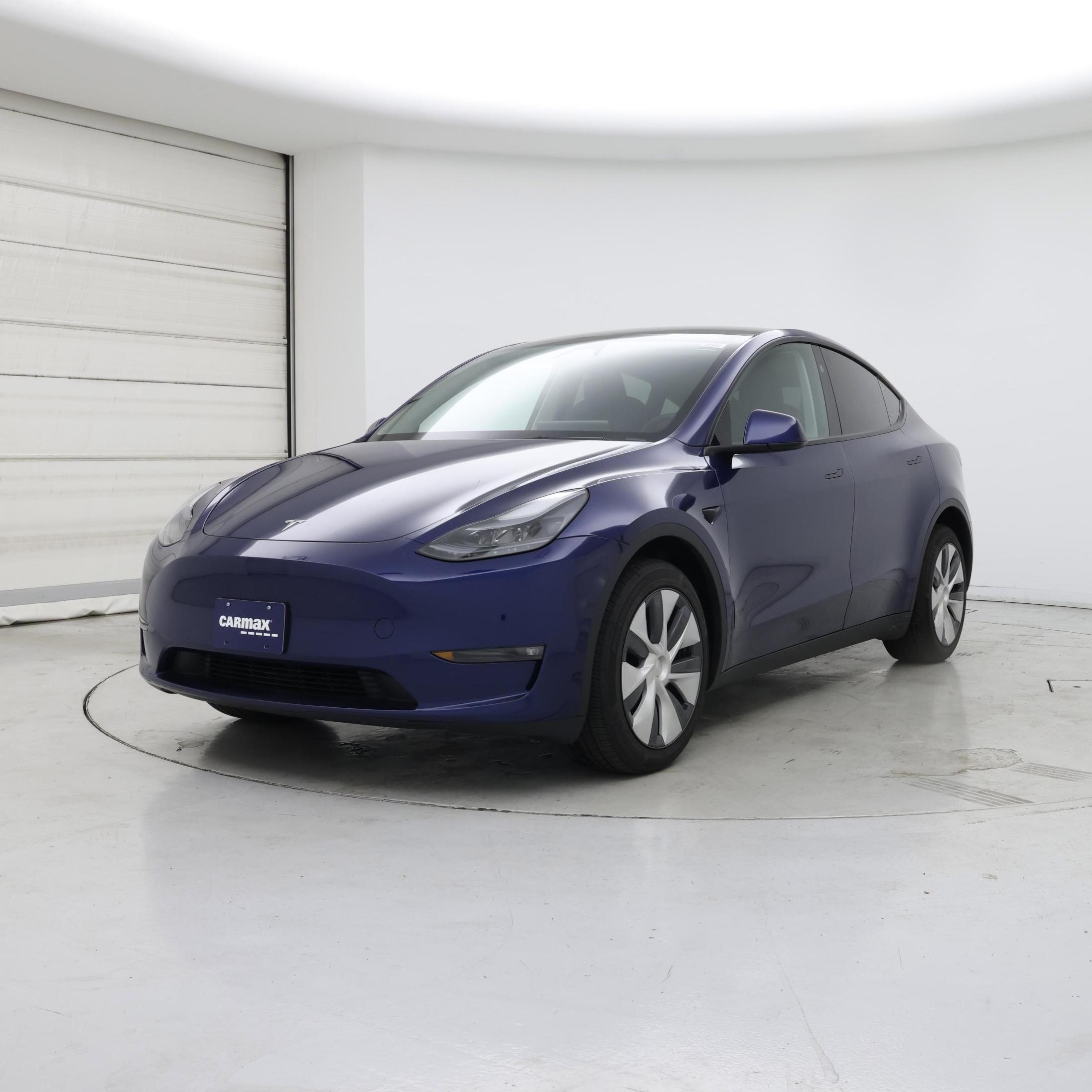 Thumbnail: 2025 Tesla Model Y - 4