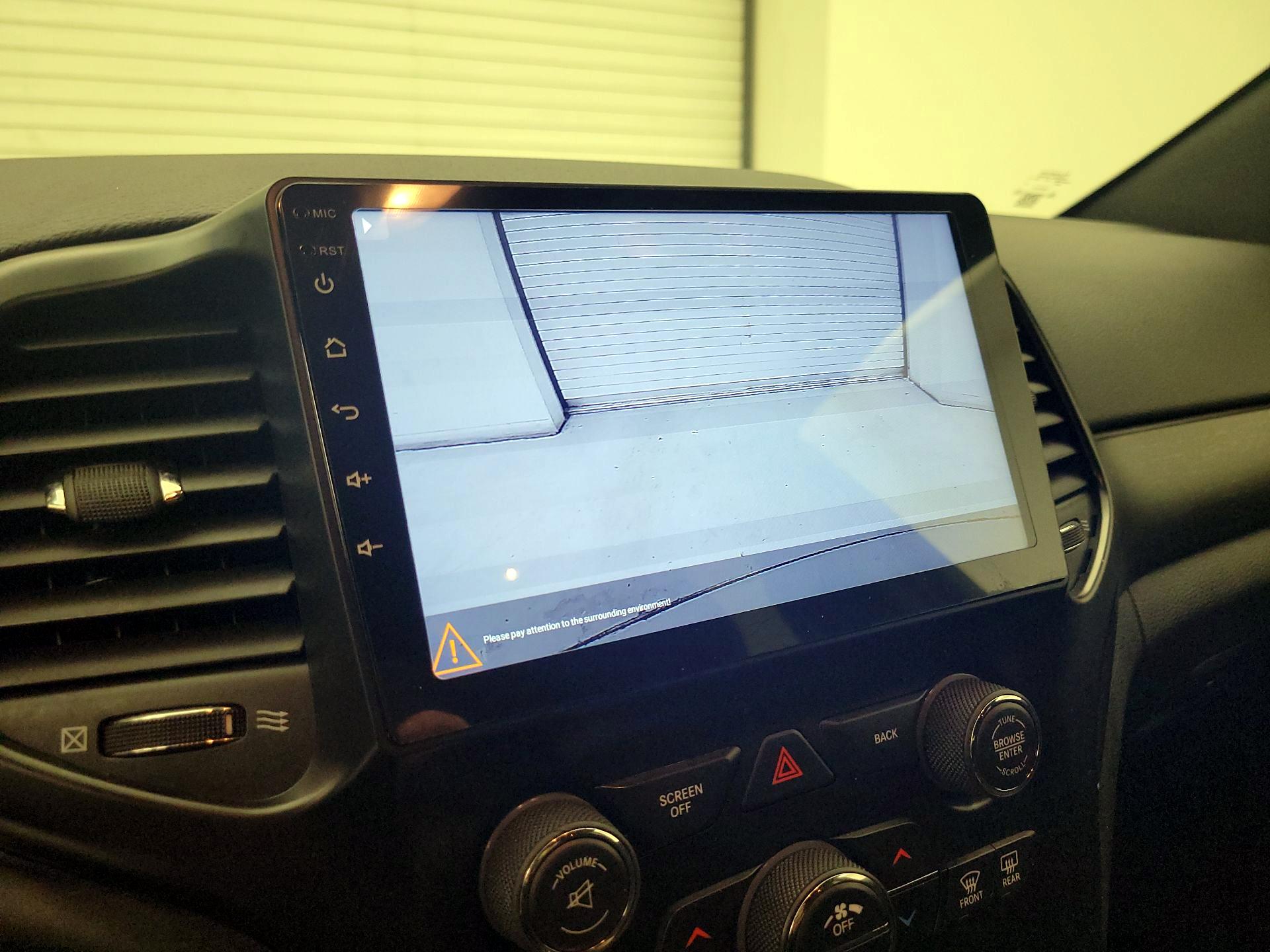 Thumbnail: 2016 Jeep Grand Cherokee - 13