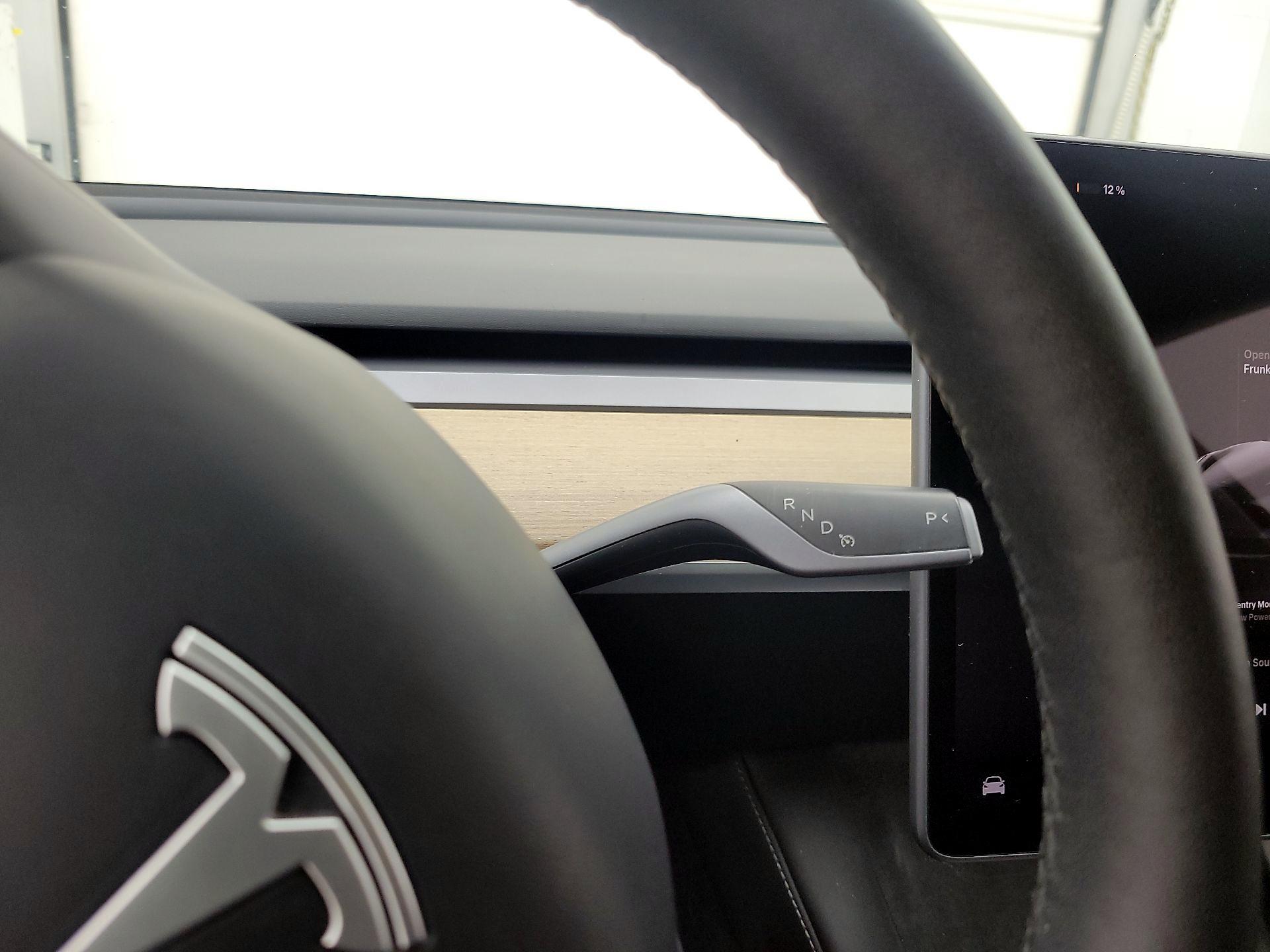 Thumbnail: 2023 Tesla Model 3 - 17