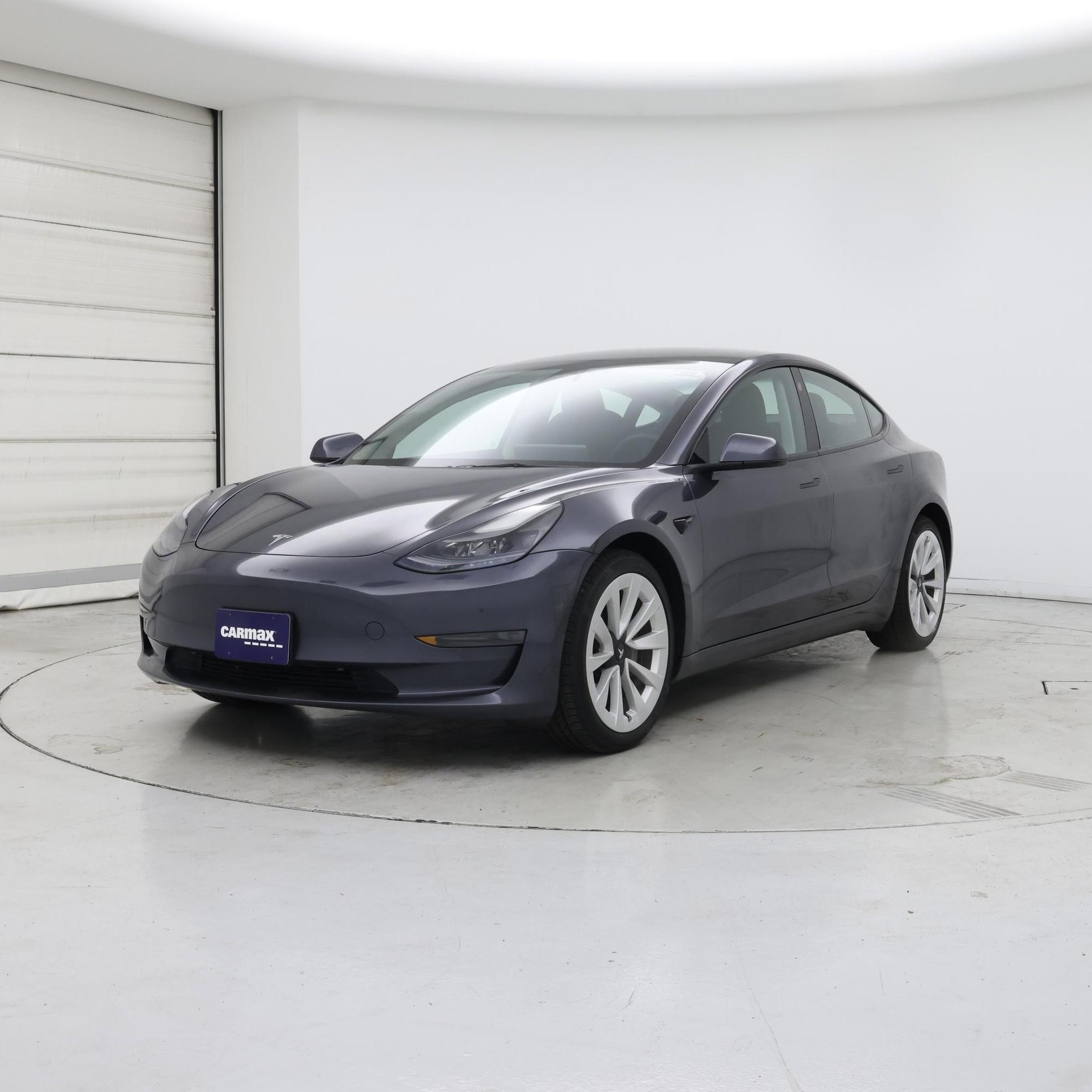 Thumbnail: 2023 Tesla Model 3 - 4