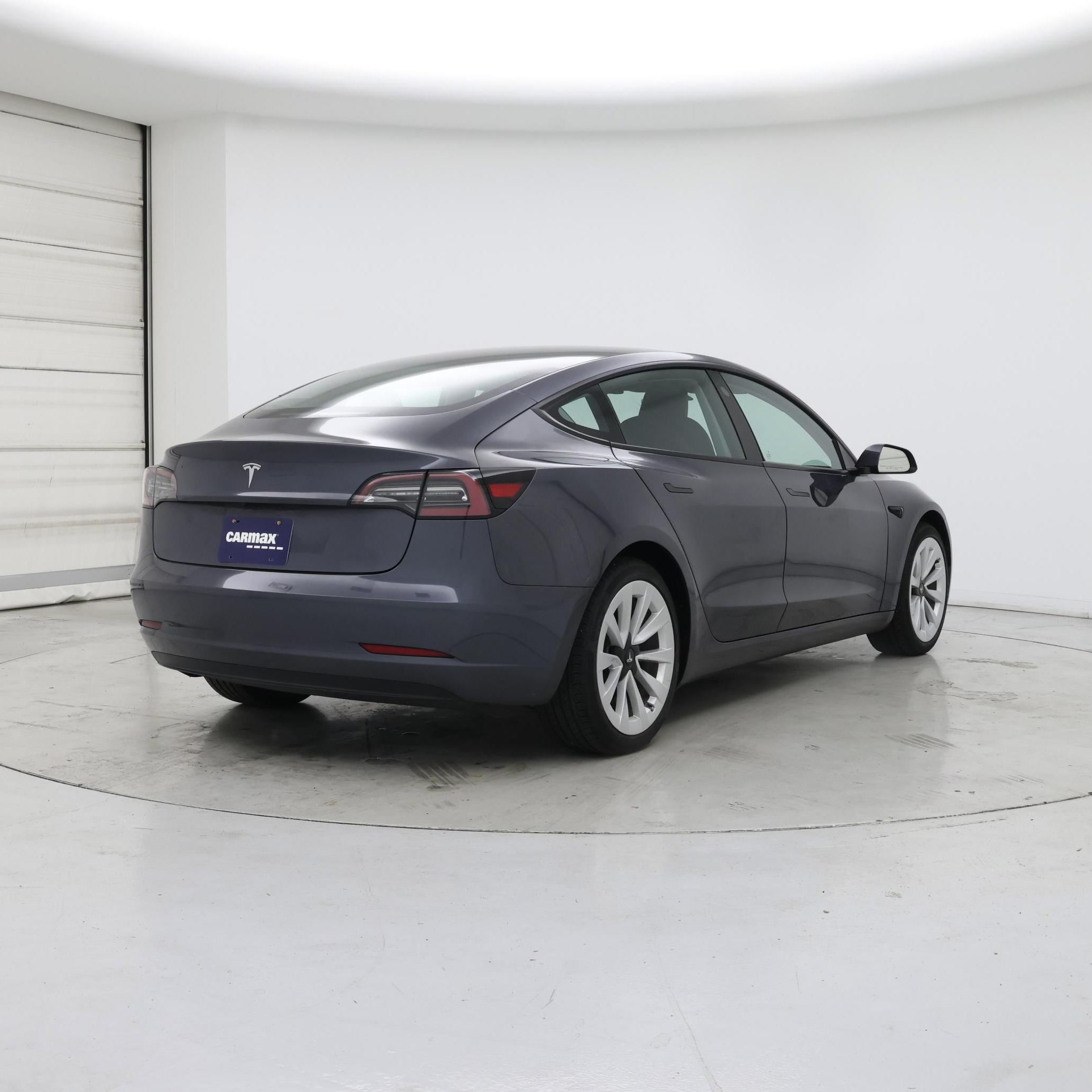 Thumbnail: 2023 Tesla Model 3 - 8