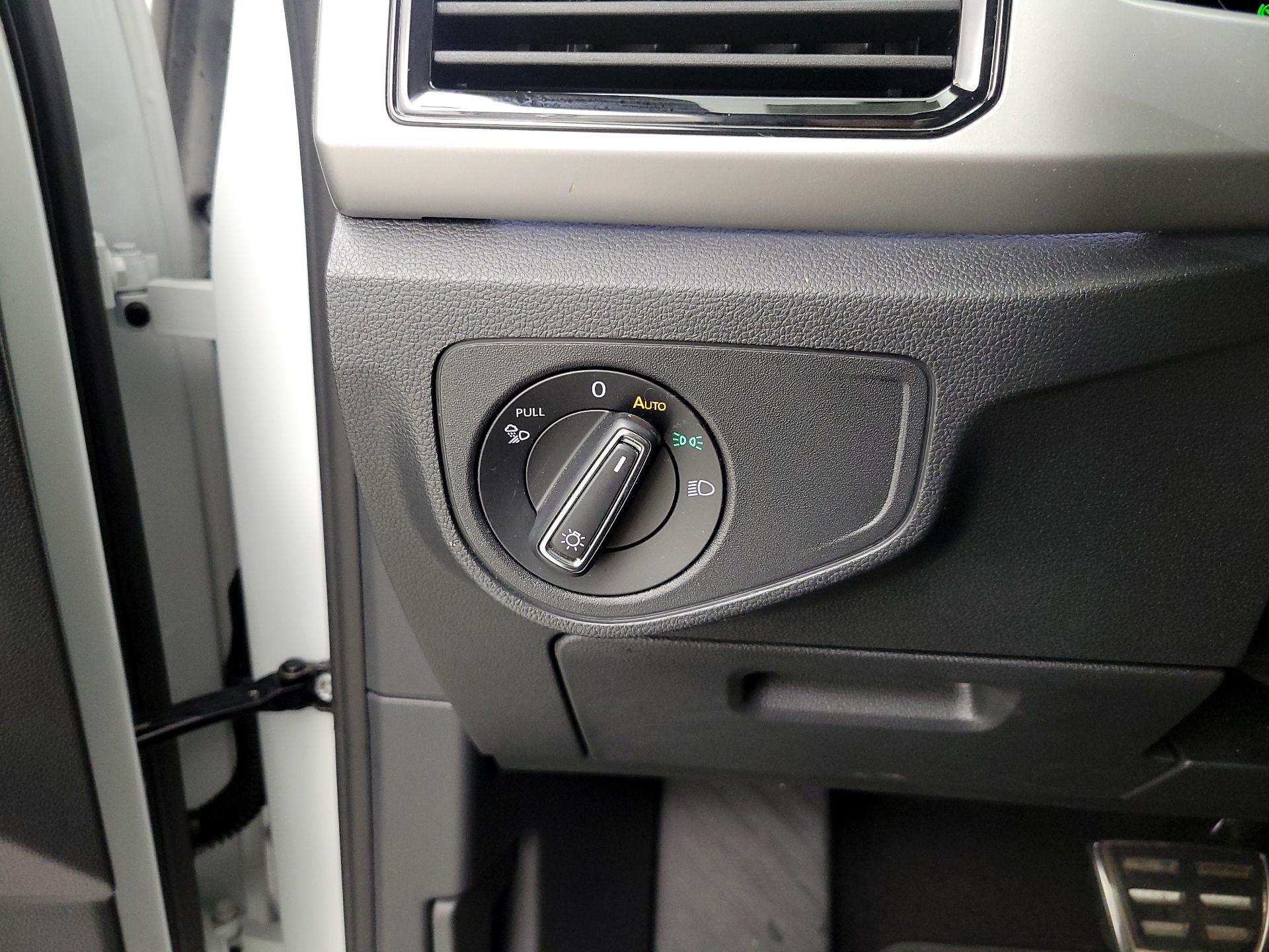 Thumbnail: 2023 Volkswagen Atlas - 13