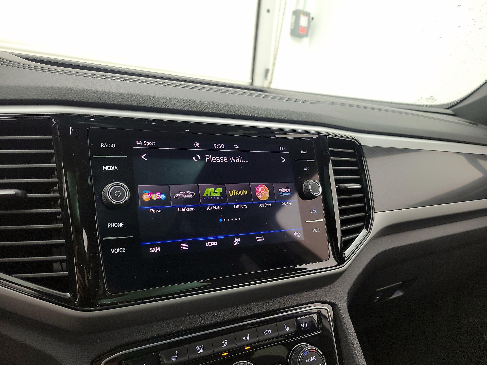 Thumbnail: 2023 Volkswagen Atlas - 15