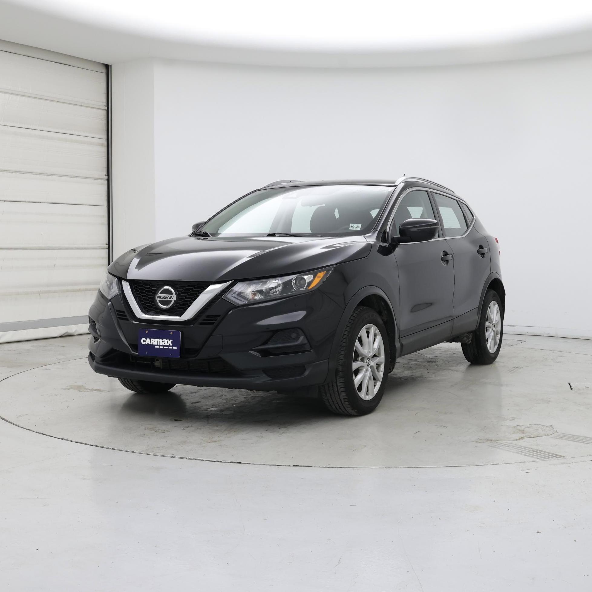 Thumbnail: 2020 Nissan Rogue Sport - 4