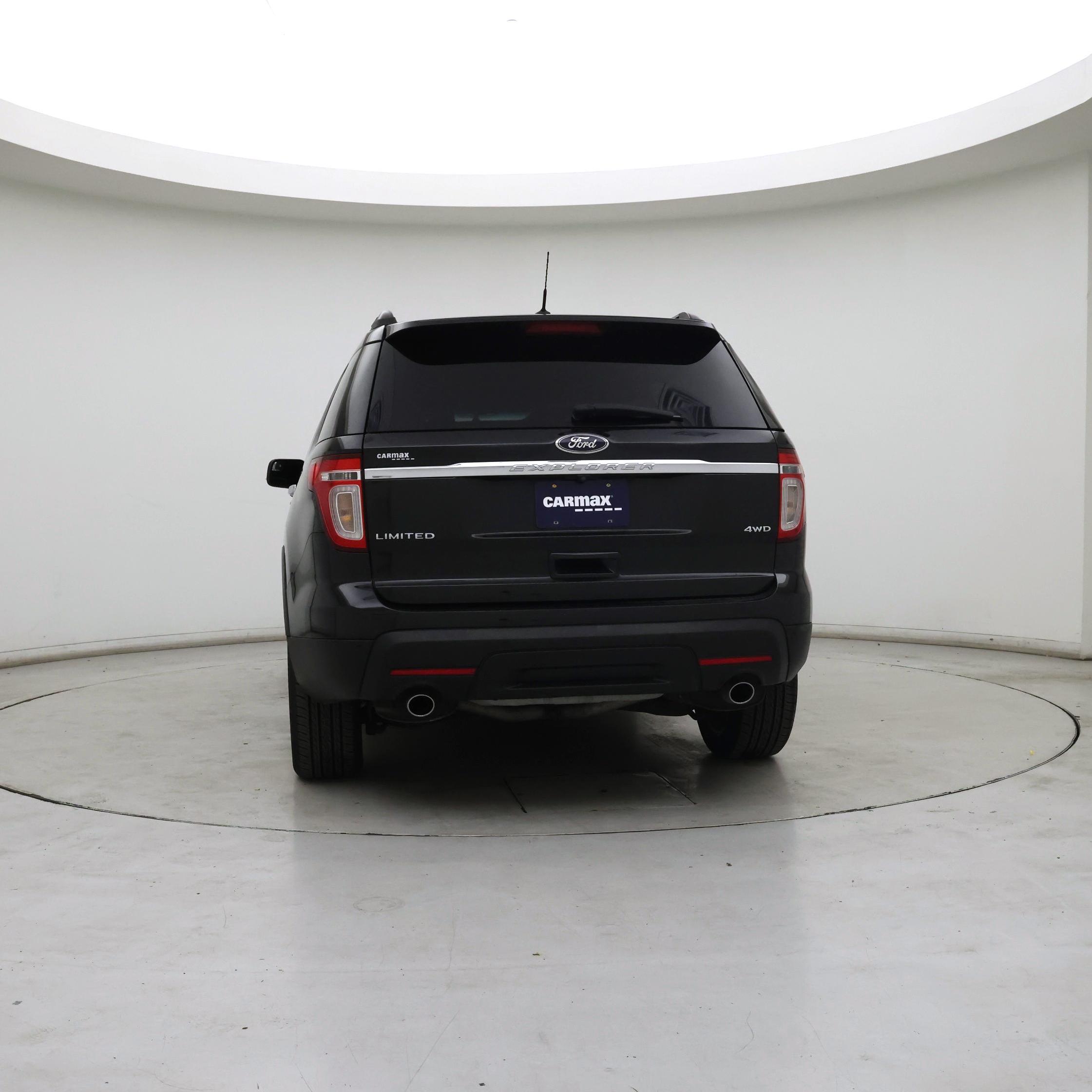 Thumbnail: 2015 Ford Explorer - 6