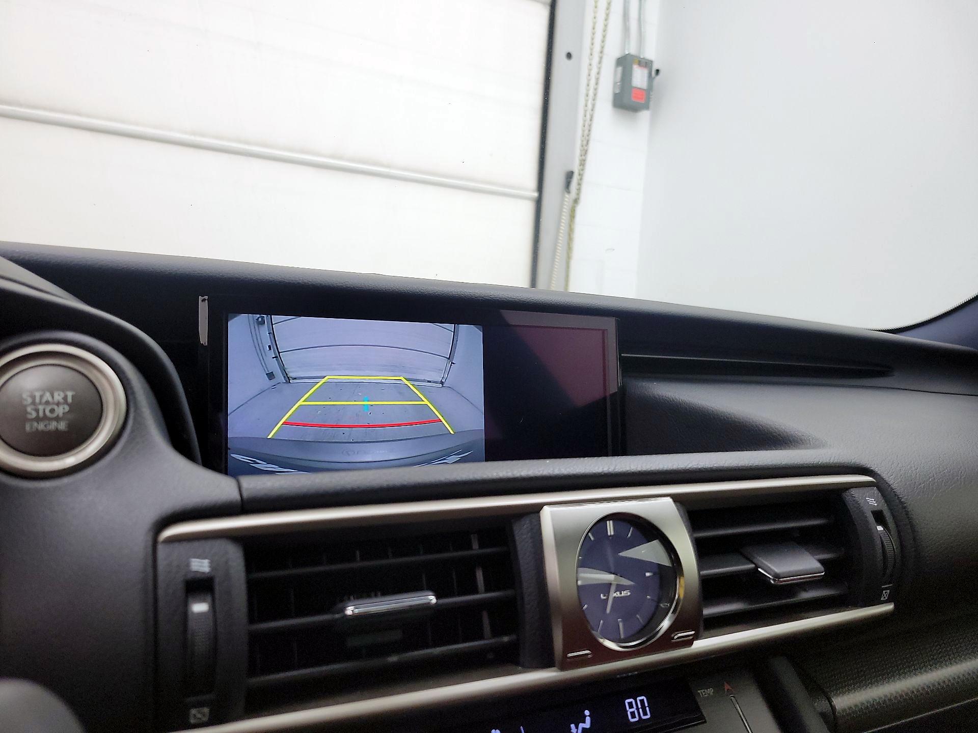 Thumbnail: 2017 Lexus IS - 15