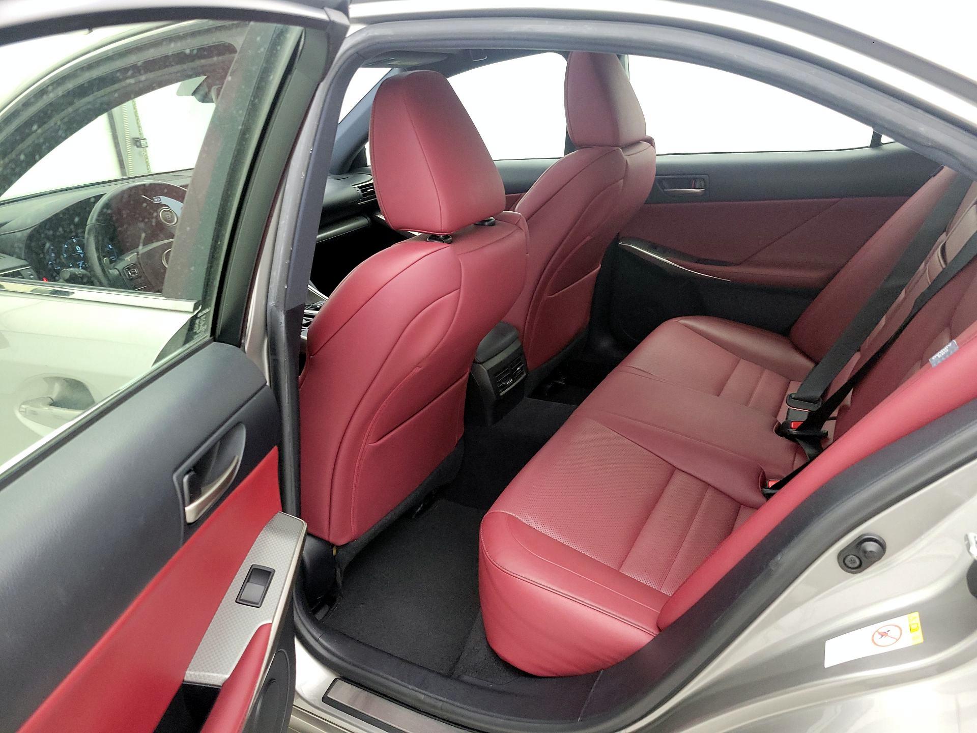 Thumbnail: 2017 Lexus IS - 20