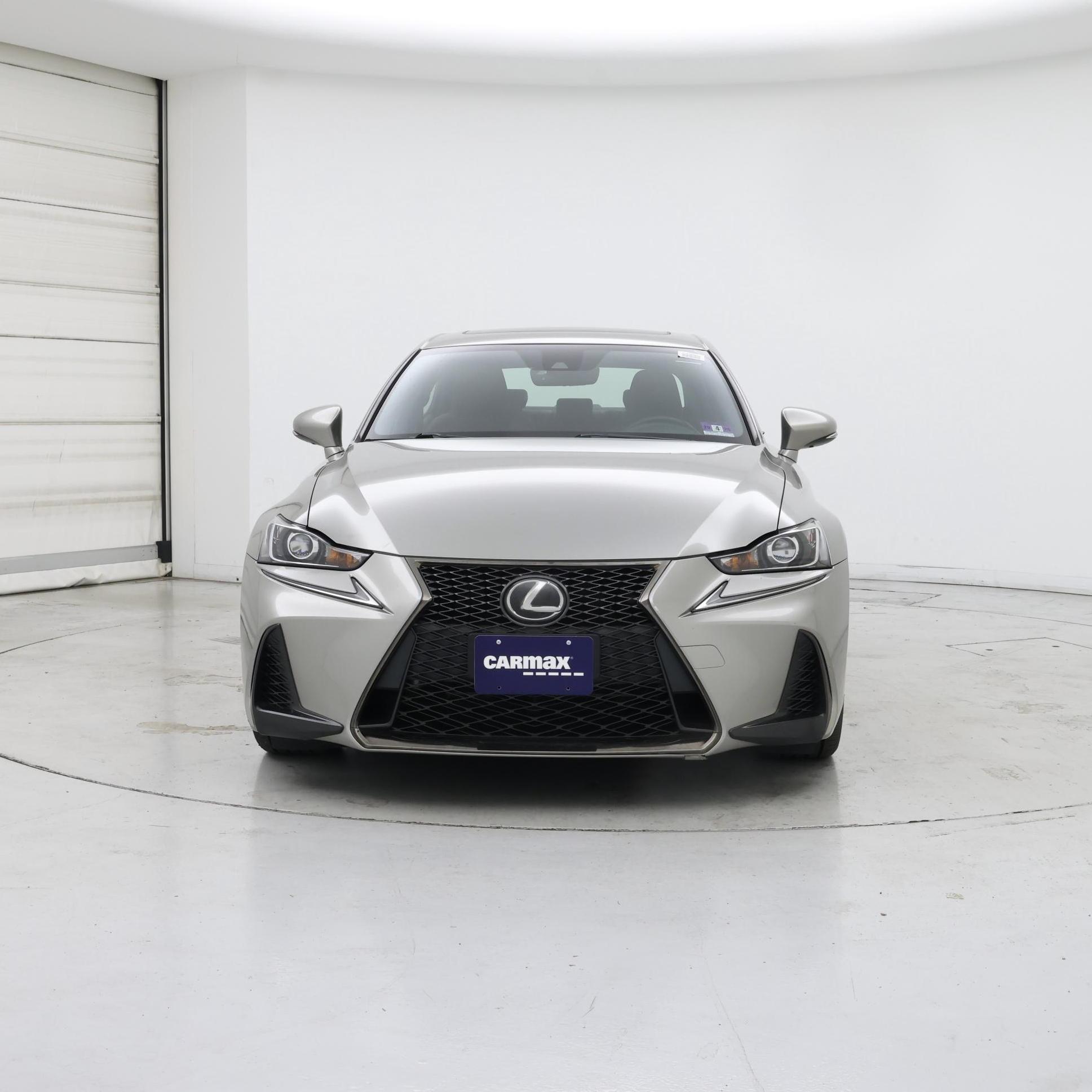 Thumbnail: 2017 Lexus IS - 5