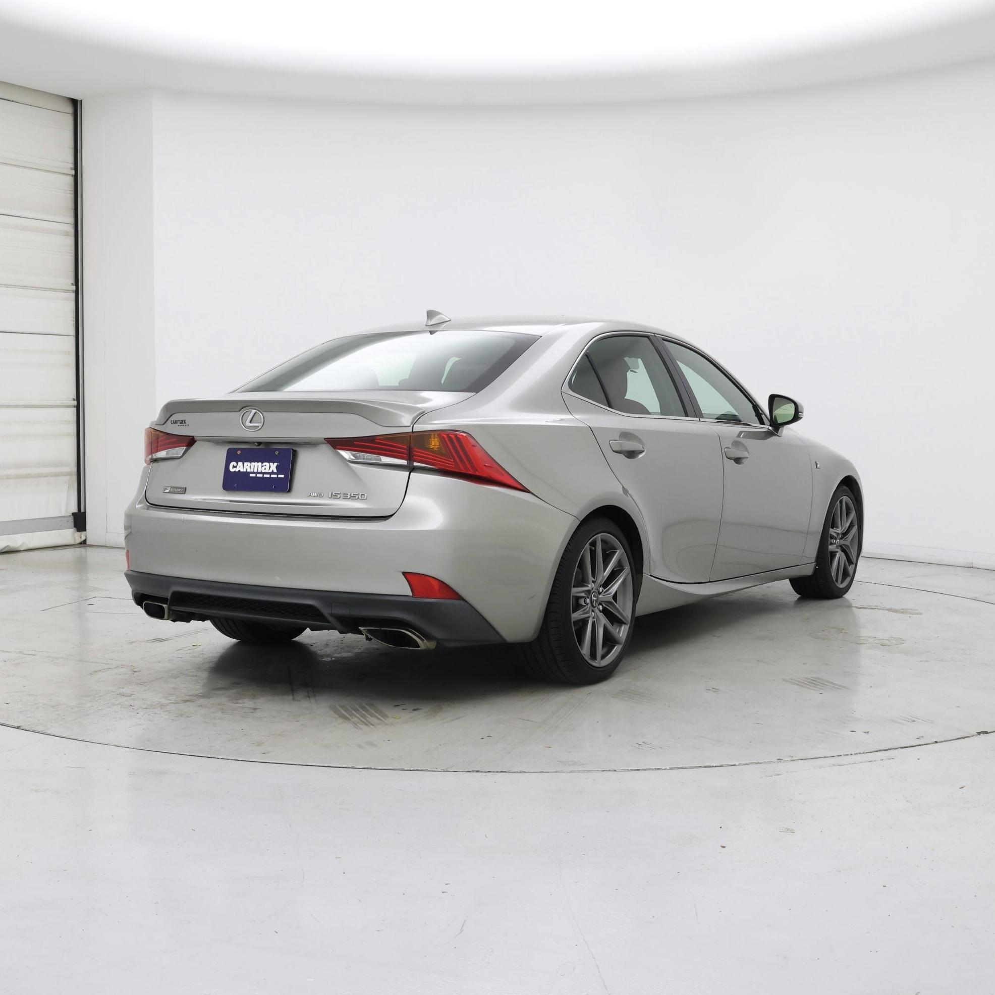 Thumbnail: 2017 Lexus IS - 8