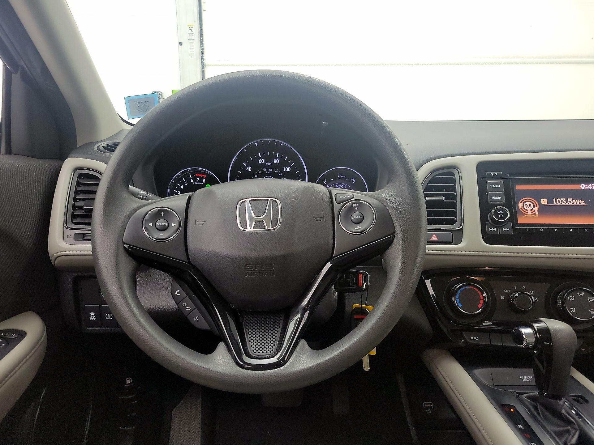 Thumbnail: 2019 Honda HR-V - 10