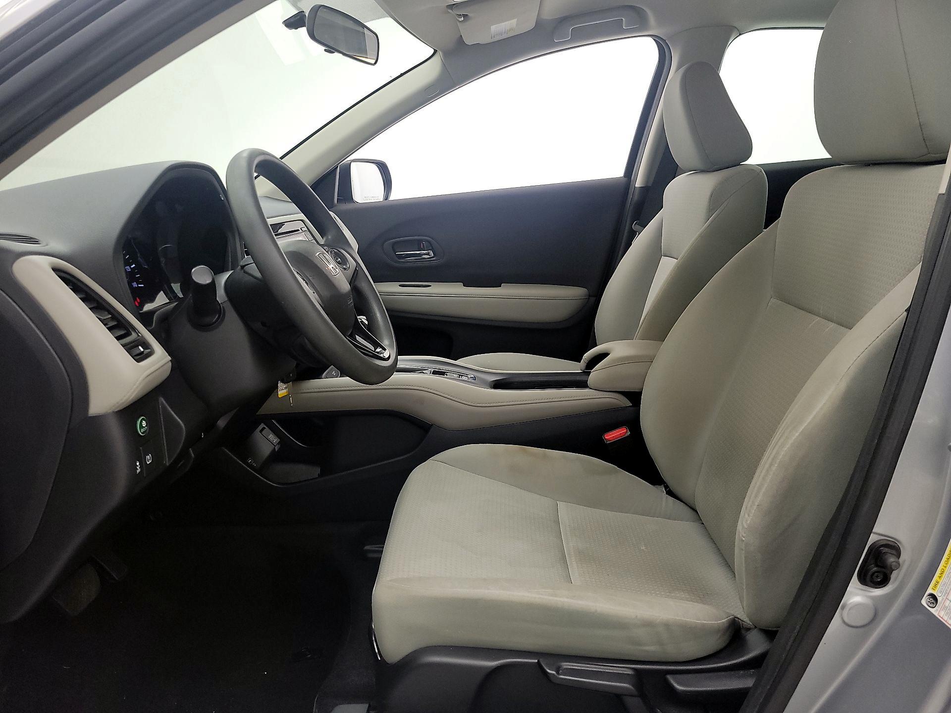 Thumbnail: 2019 Honda HR-V - 11