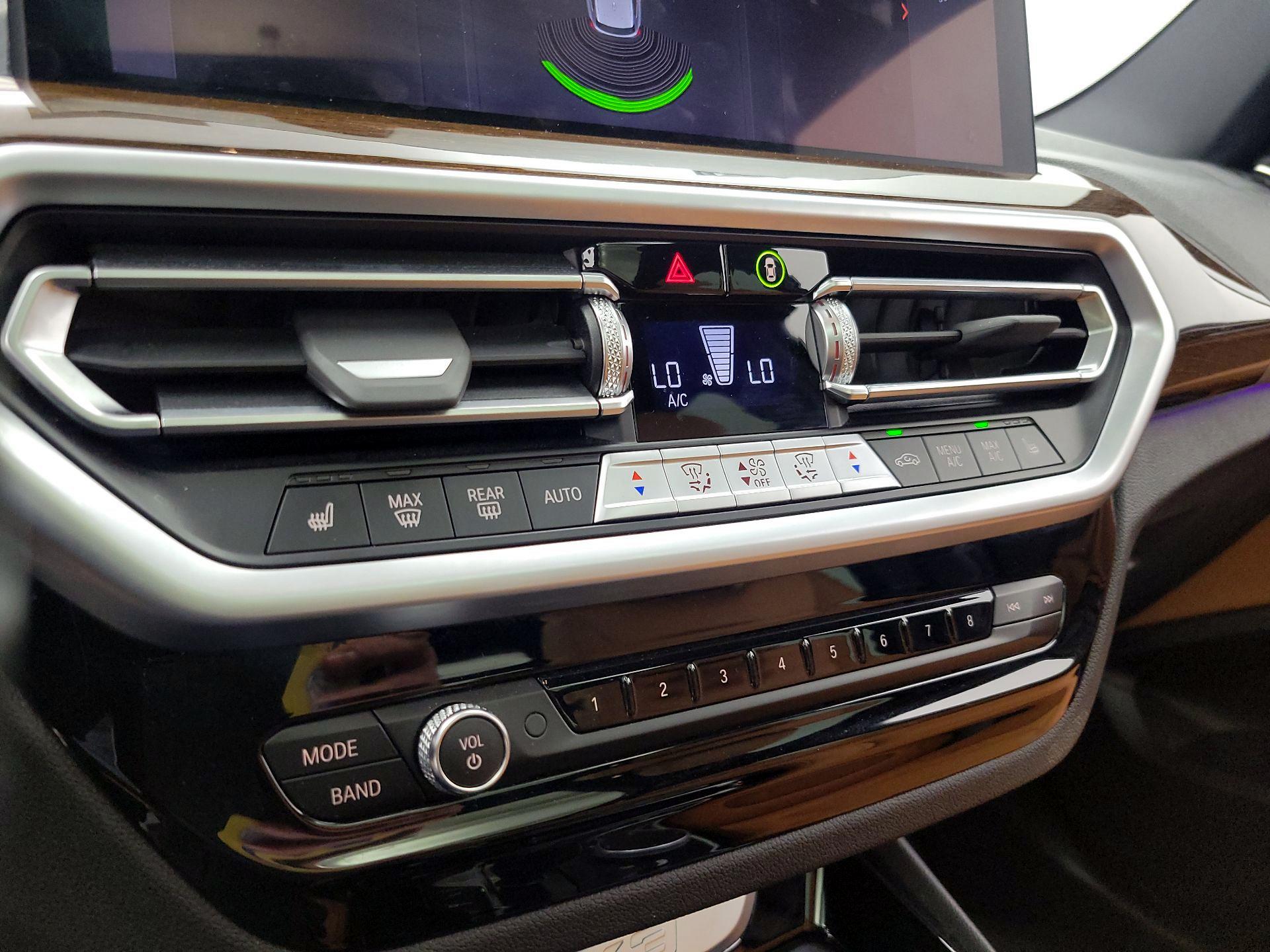 Thumbnail: 2022 BMW X3 - 15