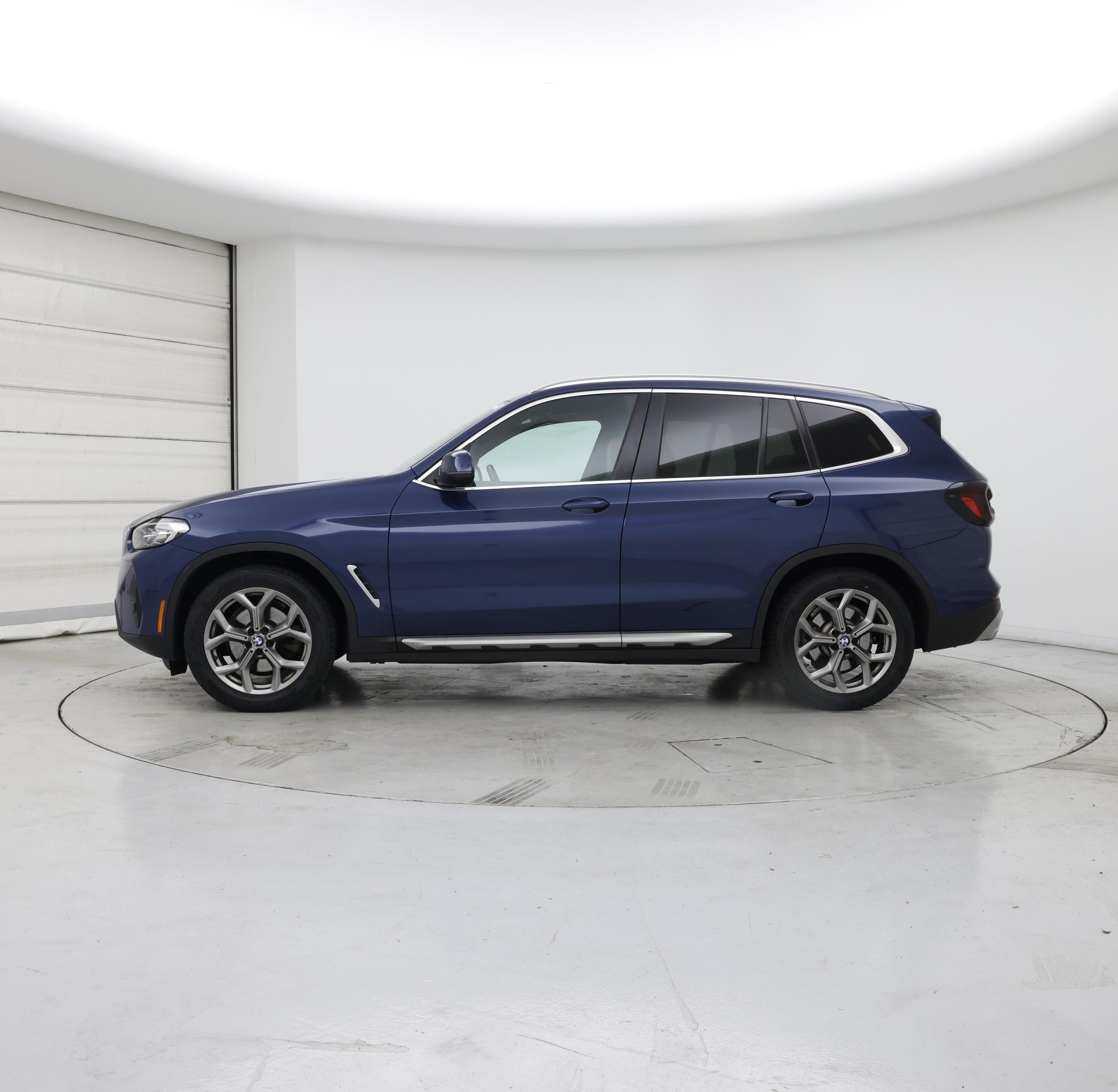 Thumbnail: 2022 BMW X3 - 3