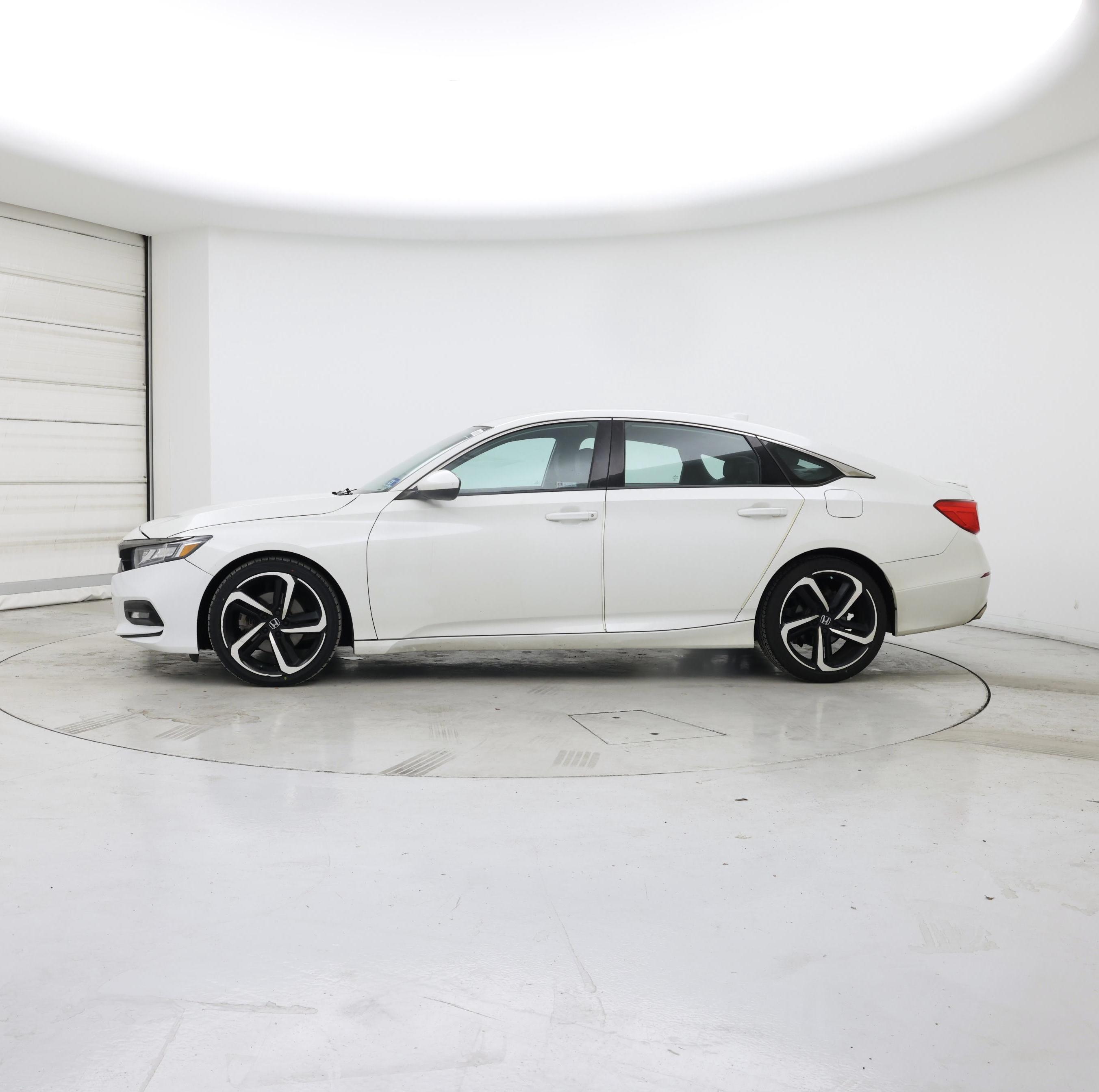 Thumbnail: 2018 Honda Accord - 3