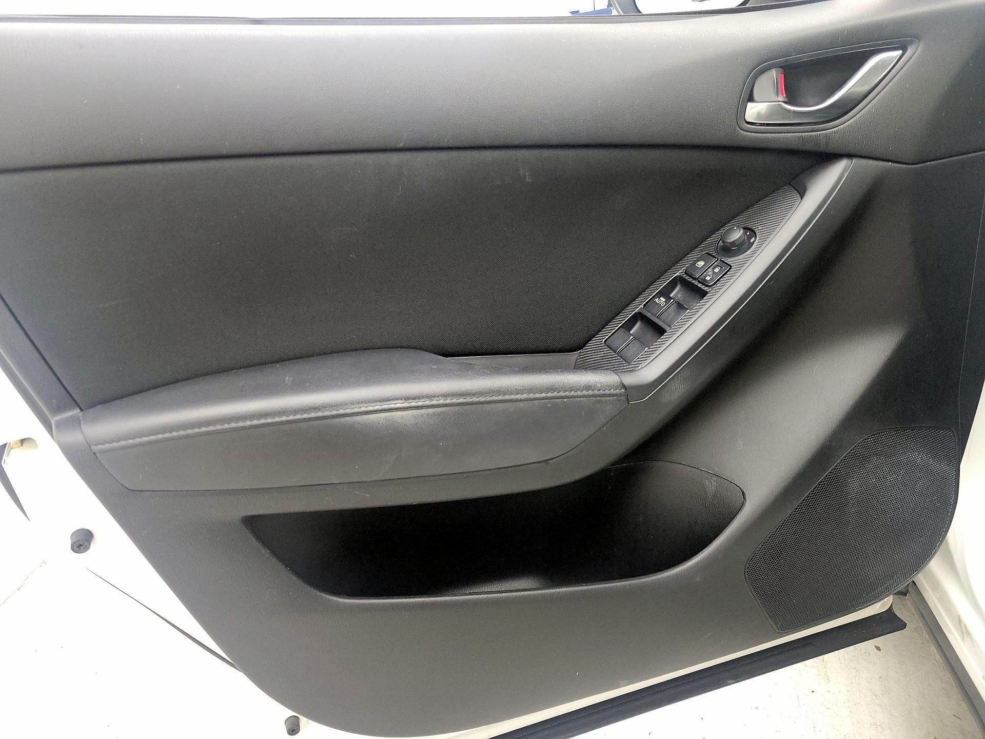 Thumbnail: 2016 Mazda CX-5 - 12