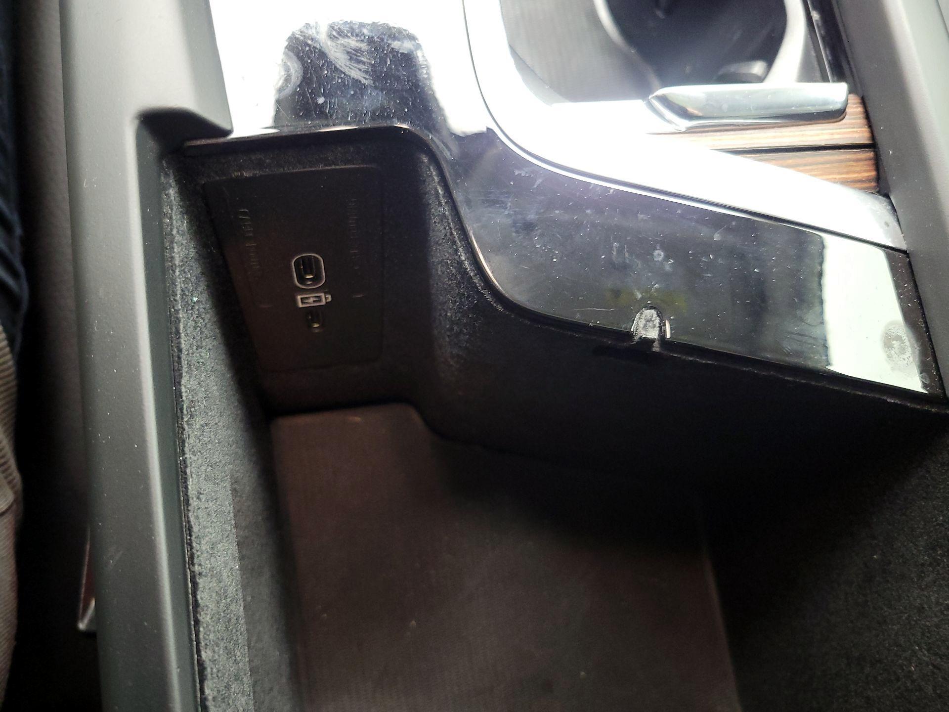 Thumbnail: 2024 Volvo S60 - 18